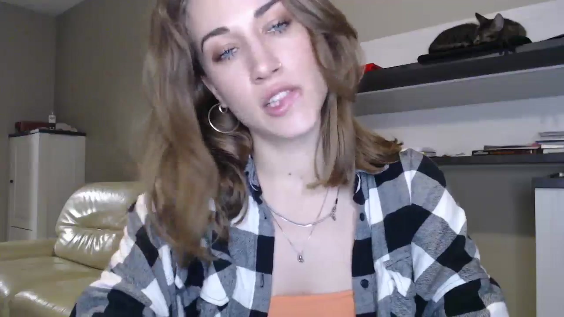Gallery image thumbnail from GalaxyAnisia's myfreecams stream on, 10/04/2024, 18:09 image 13 of 20