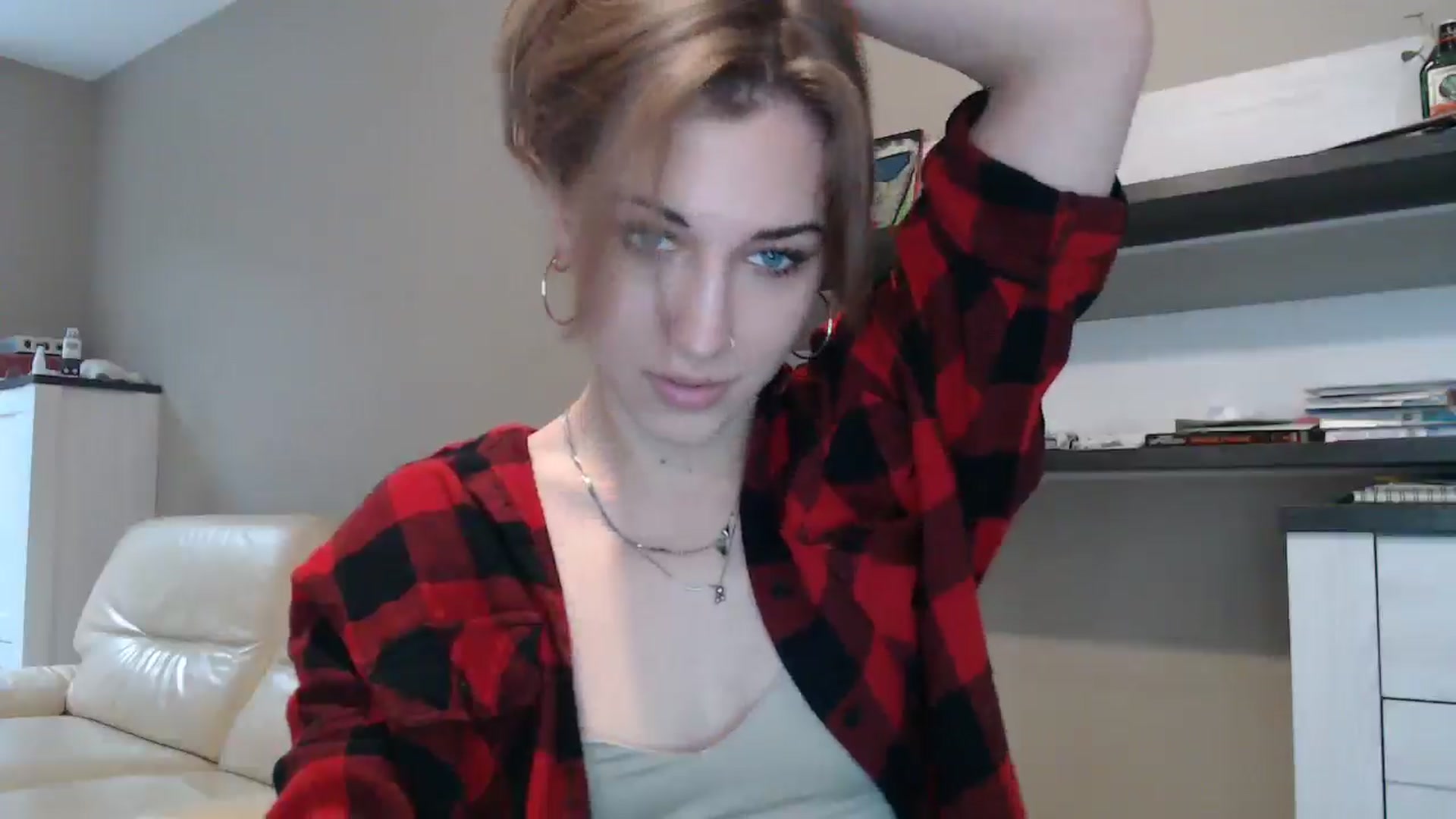 Gallery image thumbnail from GalaxyAnisia's myfreecams stream on, 10/06/2024, 14:30 image 15 of 20