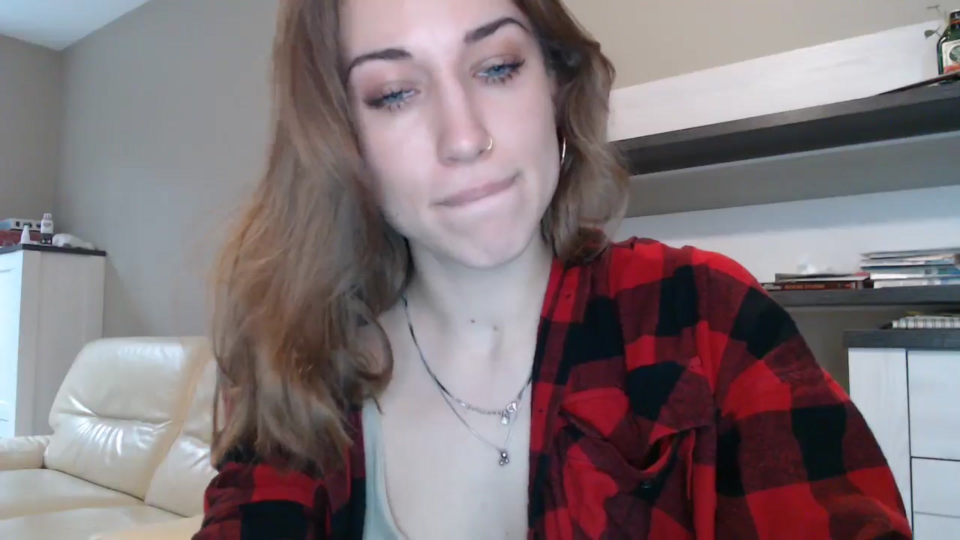 Gallery image thumbnail from GalaxyAnisia's myfreecams stream on, 10/06/2024, 14:30 image 12 of 20