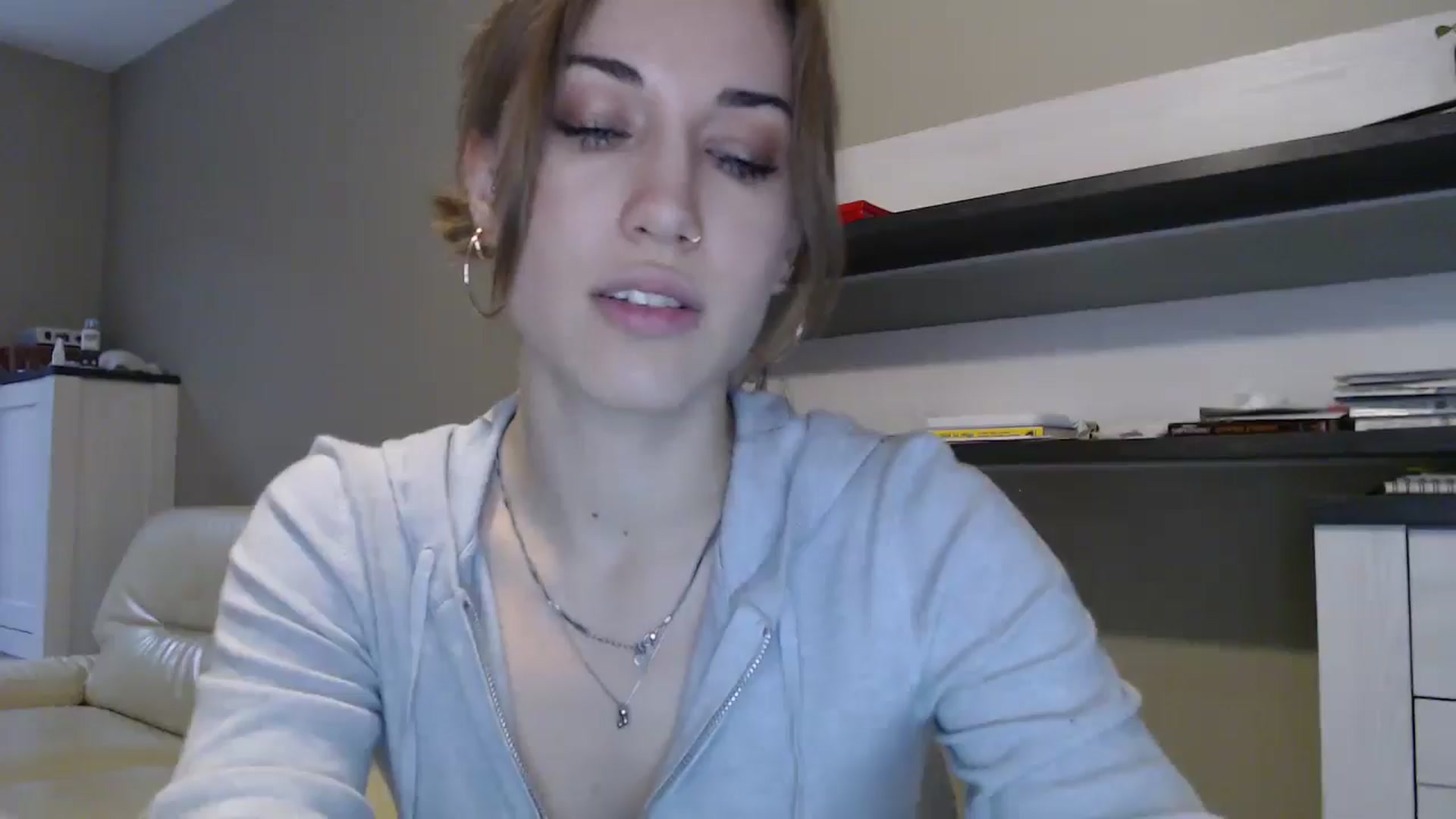 Gallery image thumbnail from GalaxyAnisia's myfreecams stream on, 10/06/2024, 15:20 image 19 of 20
