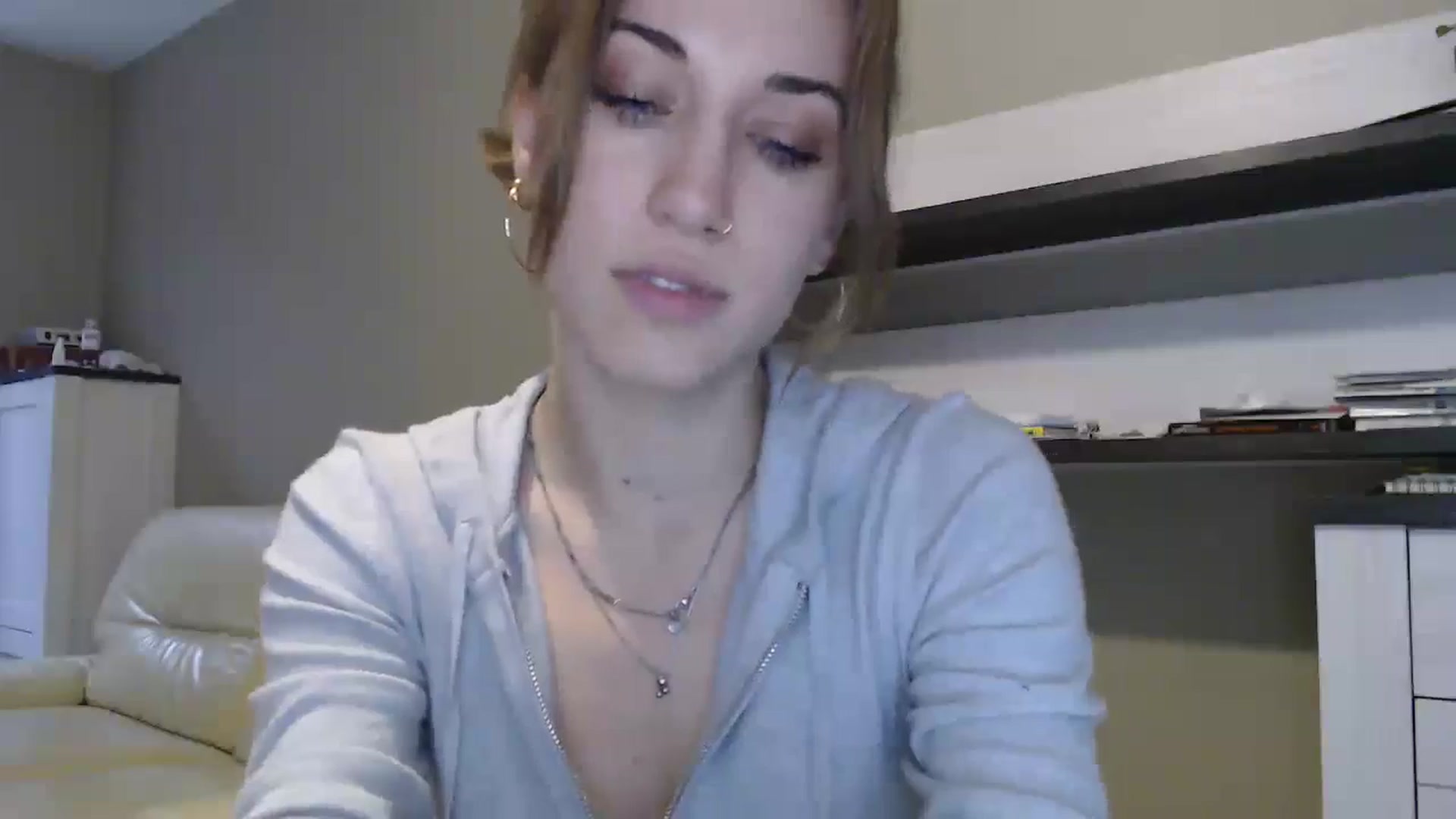 Gallery image thumbnail from GalaxyAnisia's myfreecams stream on, 10/06/2024, 15:20 image 20 of 20