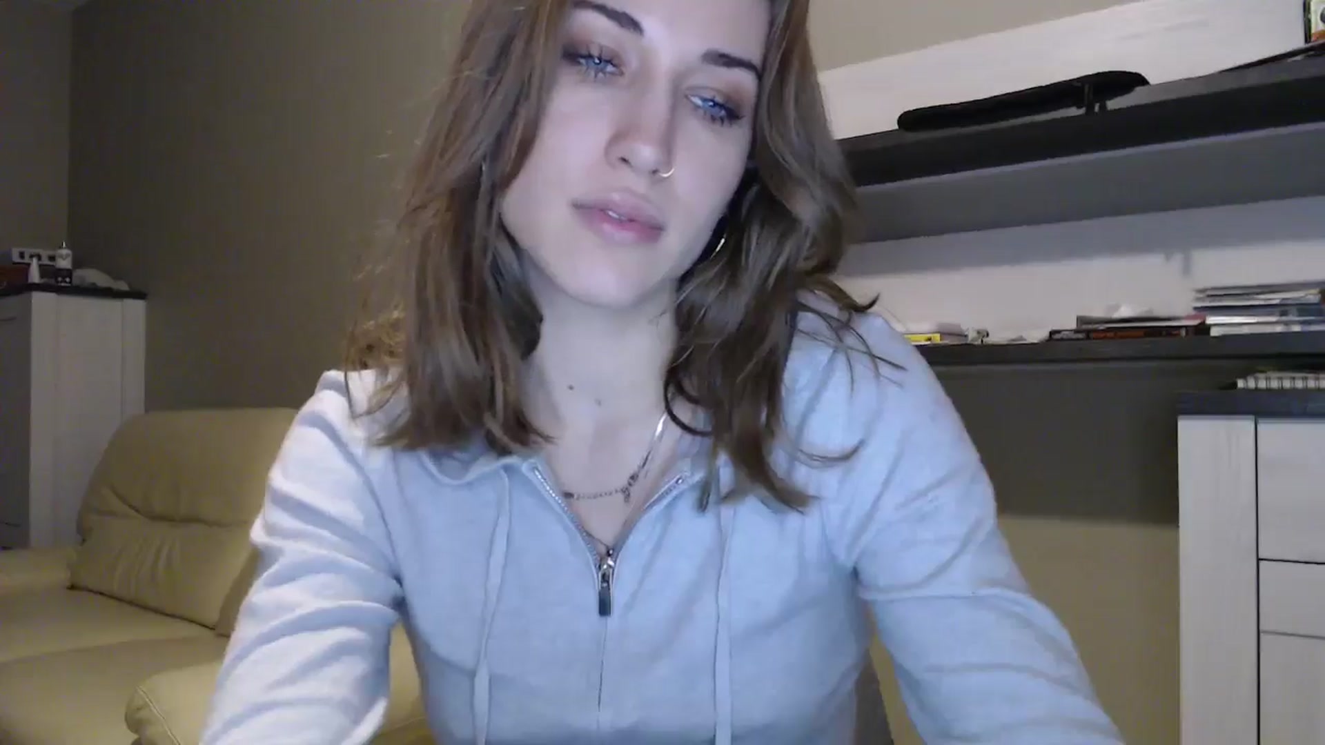 Gallery image thumbnail from GalaxyAnisia's myfreecams stream on, 10/06/2024, 16:55 image 7 of 20