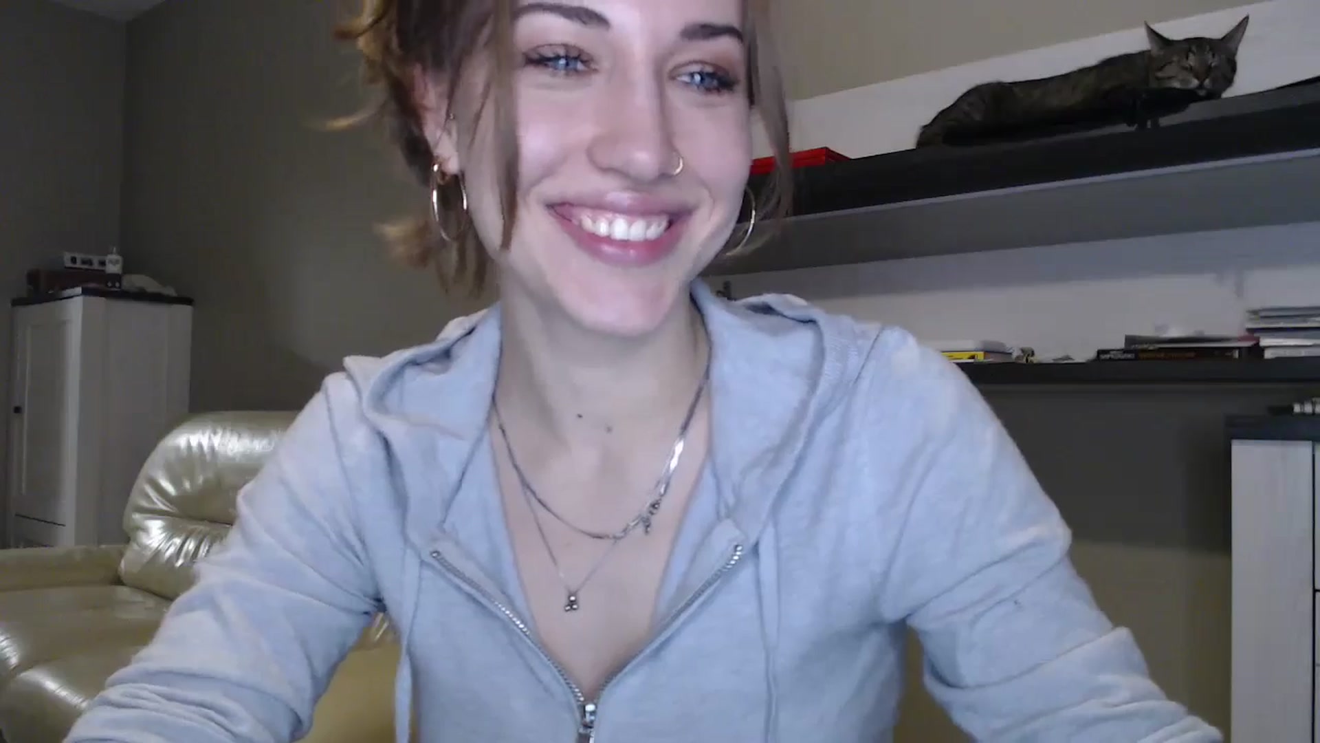Gallery image thumbnail from GalaxyAnisia's myfreecams stream on, 10/06/2024, 20:04 image 9 of 20