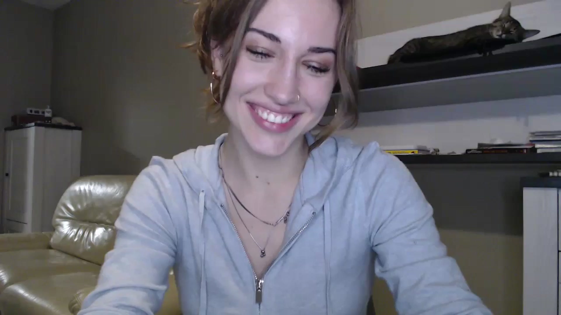 Gallery image thumbnail from GalaxyAnisia's myfreecams stream on, 10/06/2024, 20:04 image 17 of 20