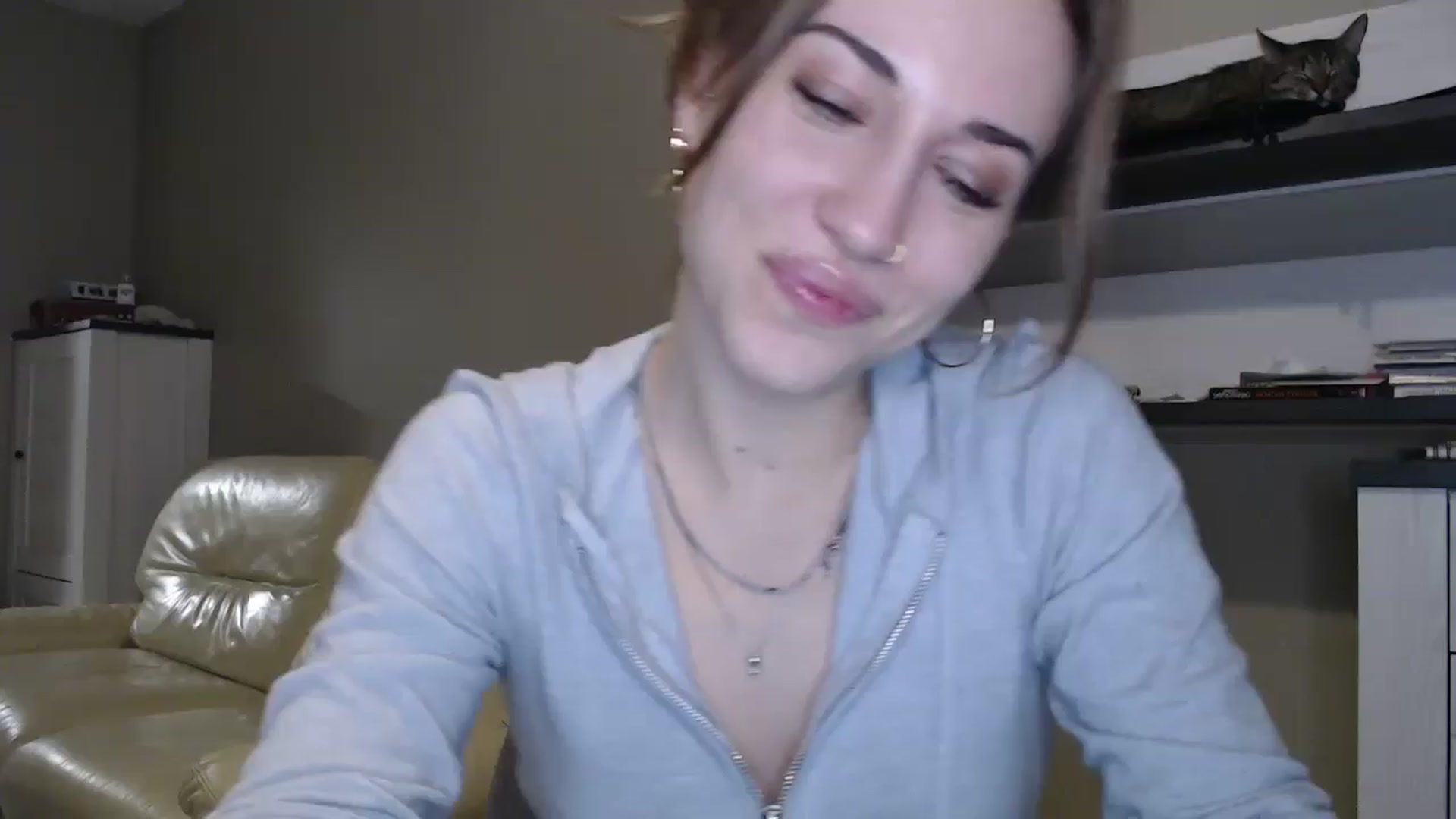 Gallery image thumbnail from GalaxyAnisia's myfreecams stream on, 10/06/2024, 20:04 image 1 of 20