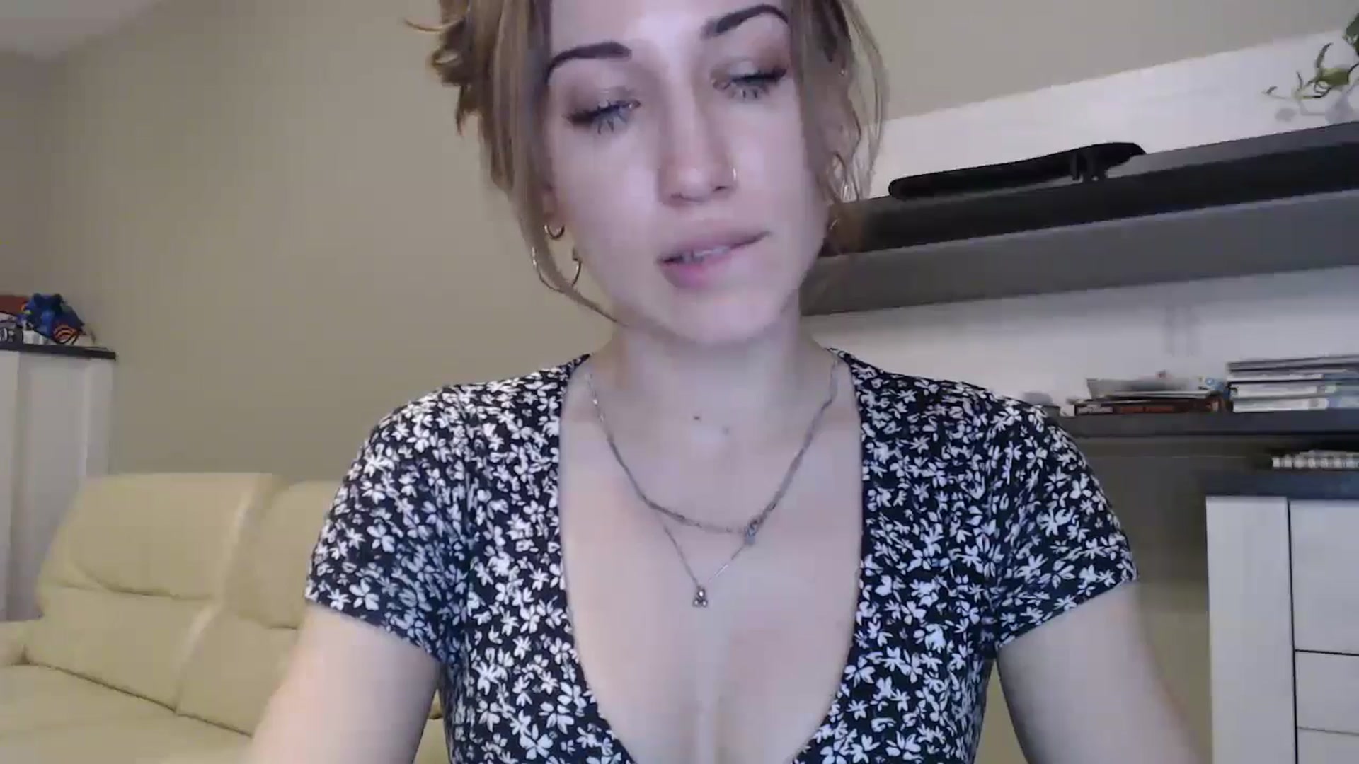 Gallery image thumbnail from GalaxyAnisia's myfreecams stream on, 10/13/2024, 20:40 image 20 of 20