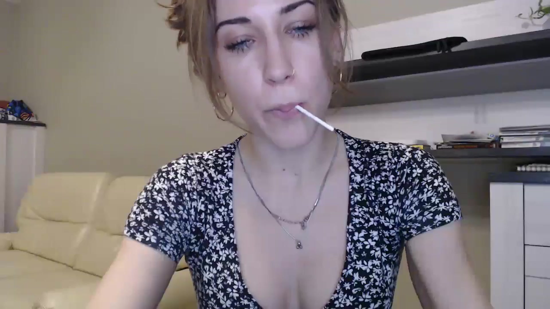 Gallery image thumbnail from GalaxyAnisia's myfreecams stream on, 10/13/2024, 20:40 image 9 of 20