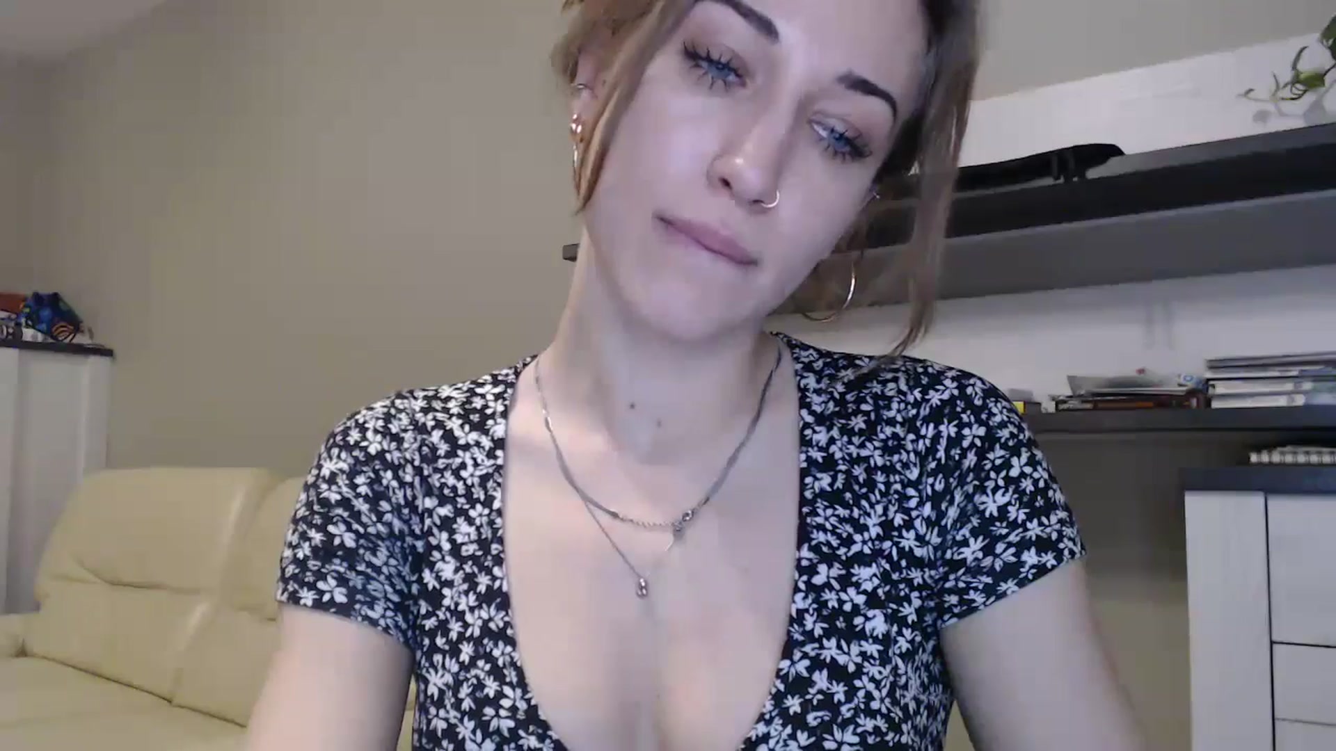 Gallery image thumbnail from GalaxyAnisia's myfreecams stream on, 10/13/2024, 20:40 image 17 of 20