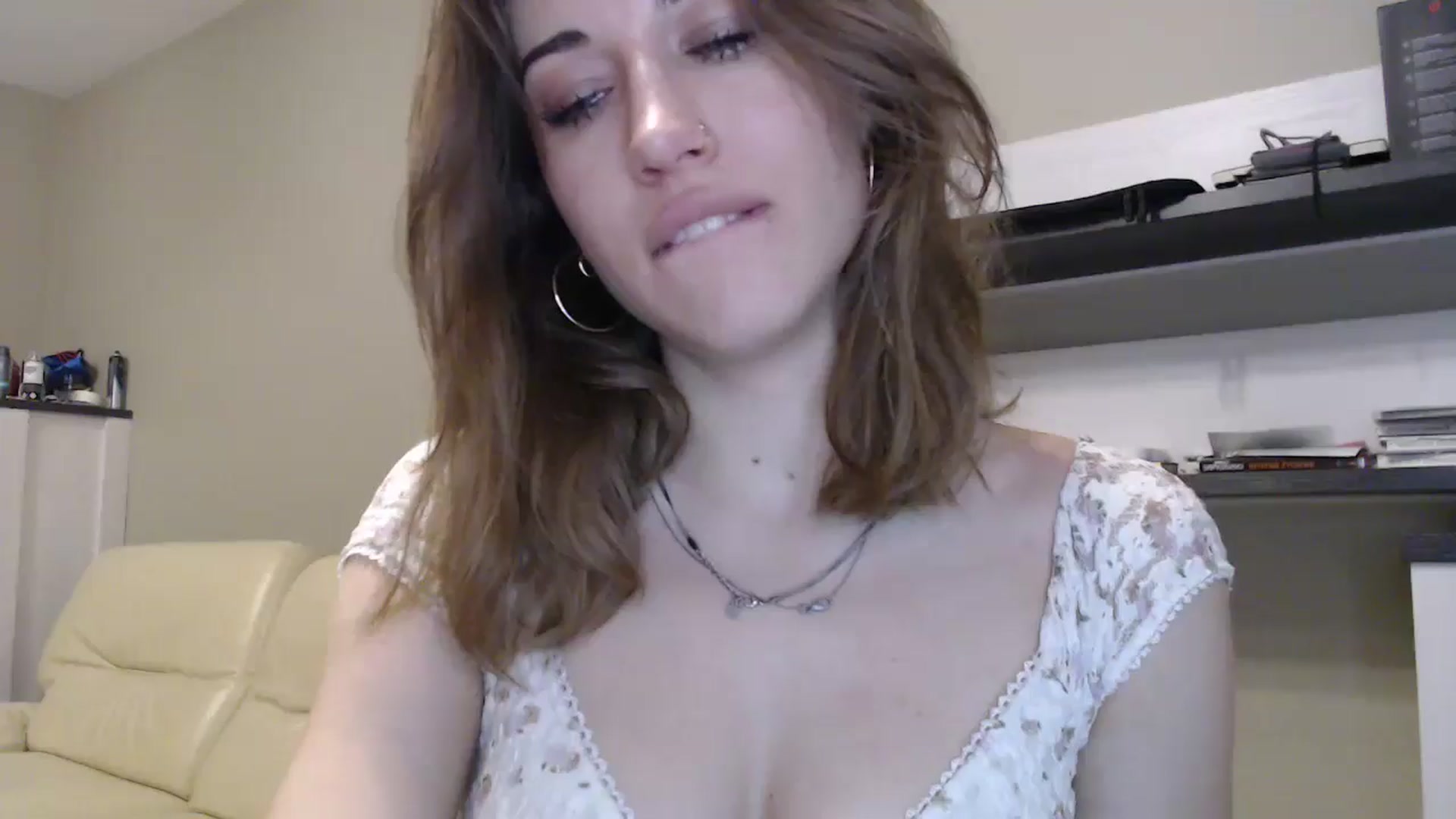 Gallery image thumbnail from GalaxyAnisia's myfreecams stream on, 10/18/2024, 16:37 image 1 of 20