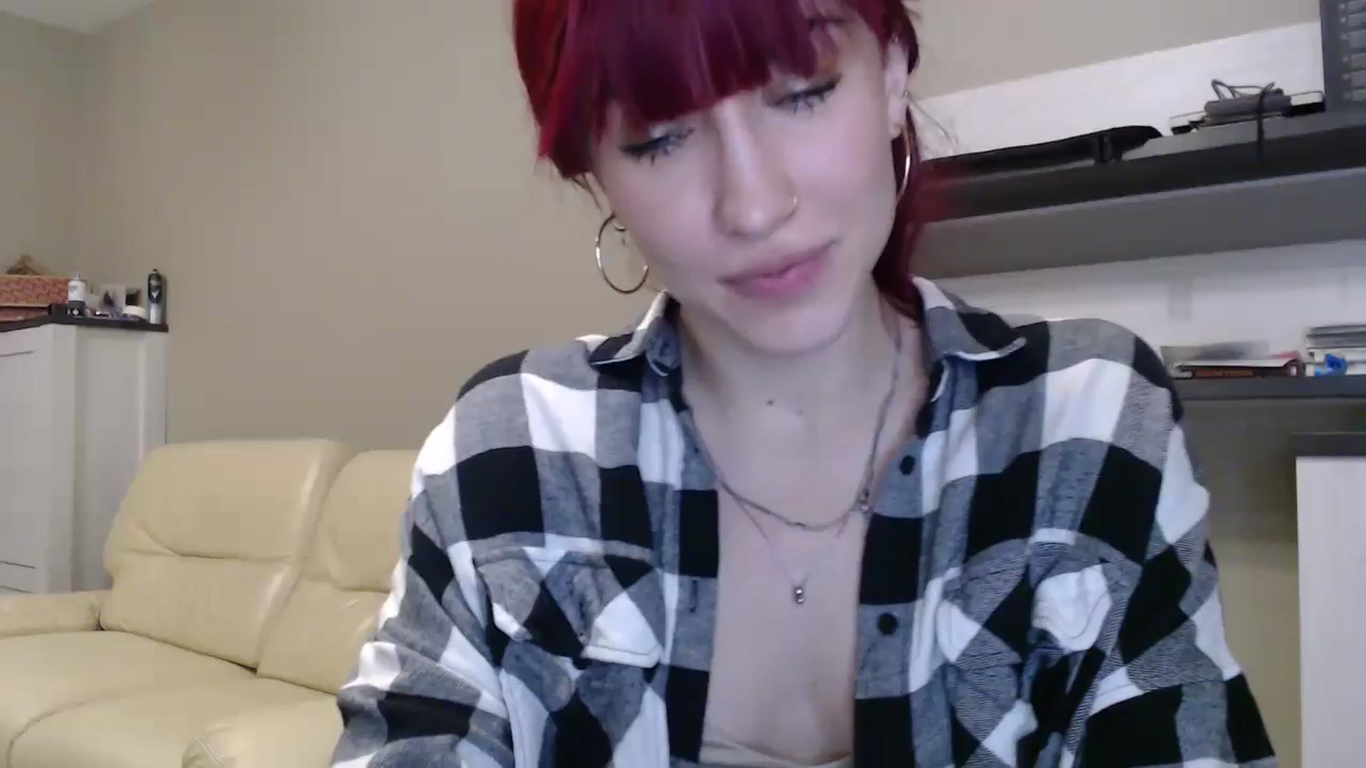 Gallery image thumbnail from GalaxyAnisia's myfreecams stream on, 10/23/2024, 19:47 image 5 of 20