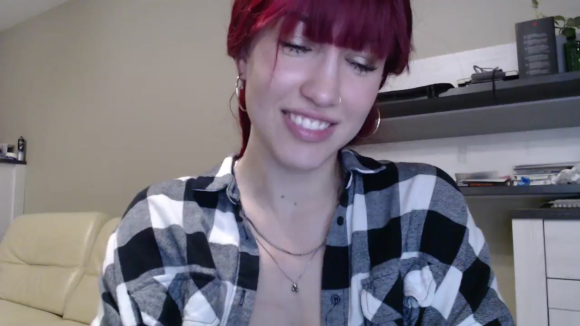 Gallery image thumbnail from GalaxyAnisia's myfreecams stream on, 10/23/2024, 19:47 image 7 of 20
