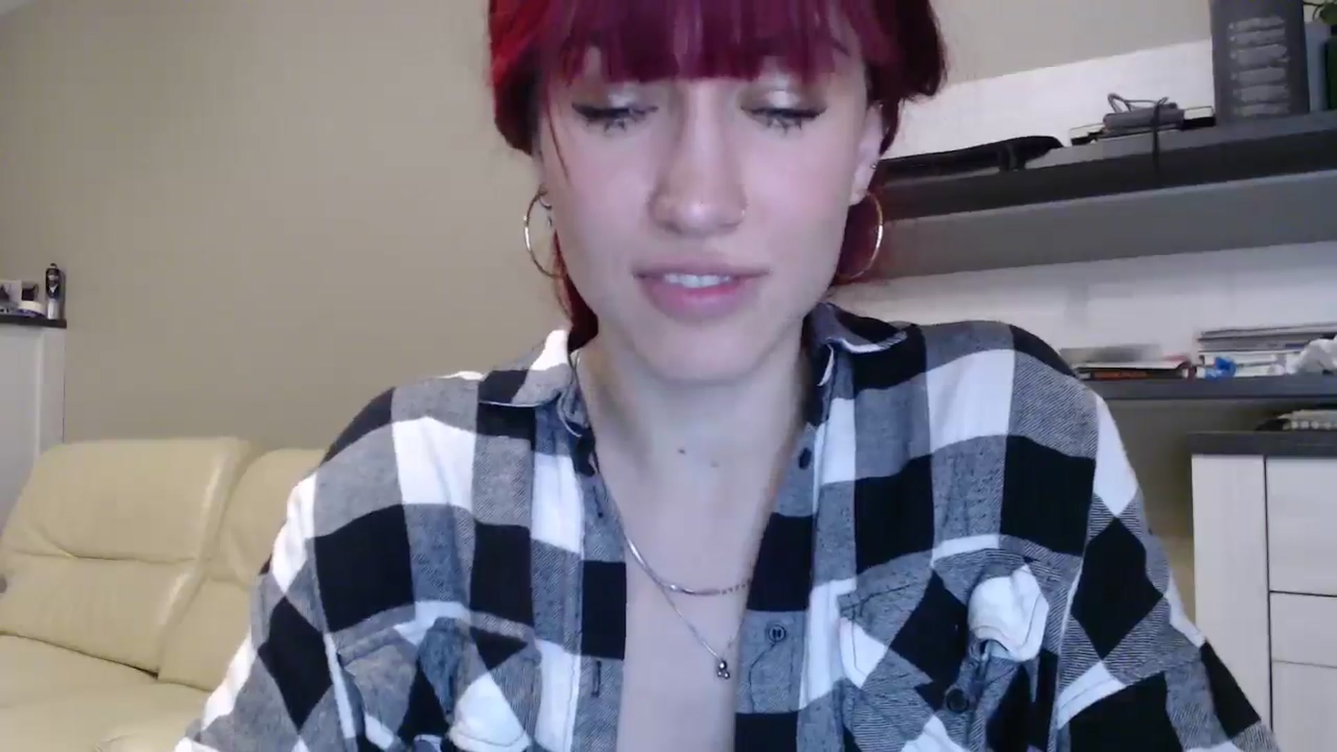 Gallery image thumbnail from GalaxyAnisia's myfreecams stream on, 10/23/2024, 19:47 image 19 of 20