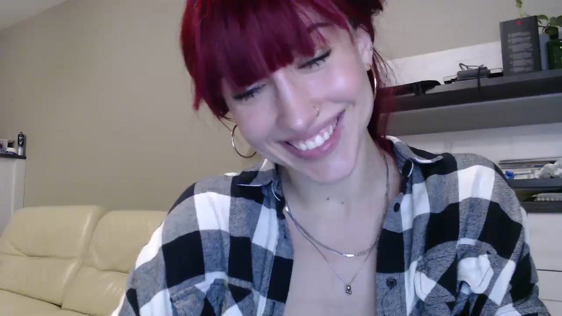 Gallery image thumbnail from GalaxyAnisia's myfreecams stream on, 10/23/2024, 19:47 image 9 of 20