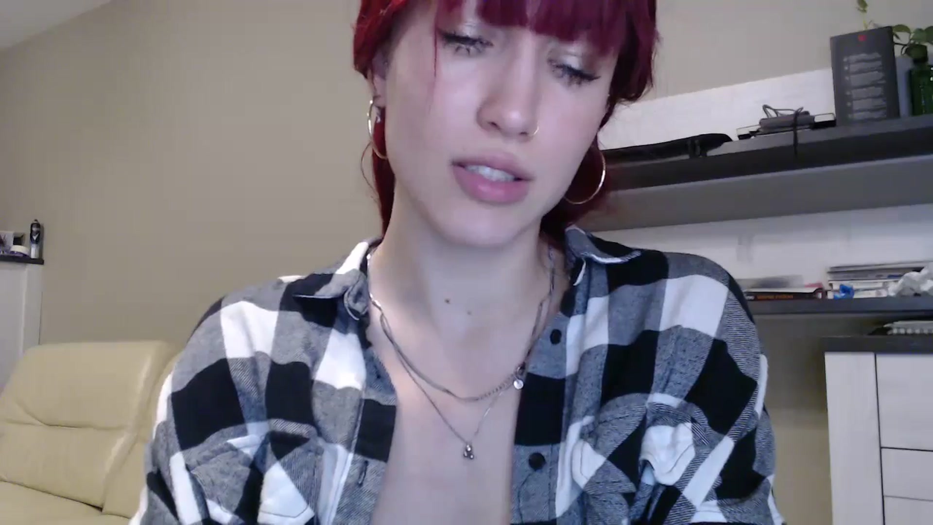 Gallery image thumbnail from GalaxyAnisia's myfreecams stream on, 10/23/2024, 19:47 image 8 of 20