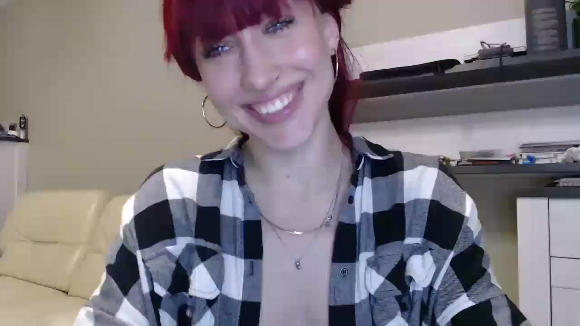 Gallery image thumbnail from GalaxyAnisia's myfreecams stream on, 10/23/2024, 19:47 image 14 of 20