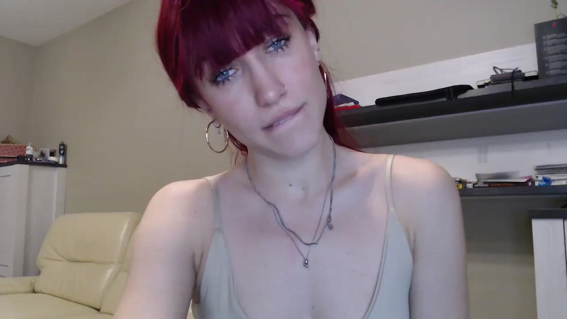Gallery image thumbnail from GalaxyAnisia's myfreecams stream on, 10/23/2024, 19:47 image 3 of 20
