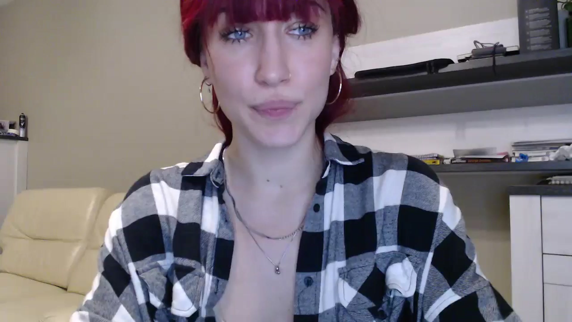 Gallery image thumbnail from GalaxyAnisia's myfreecams stream on, 10/23/2024, 19:47 image 16 of 20