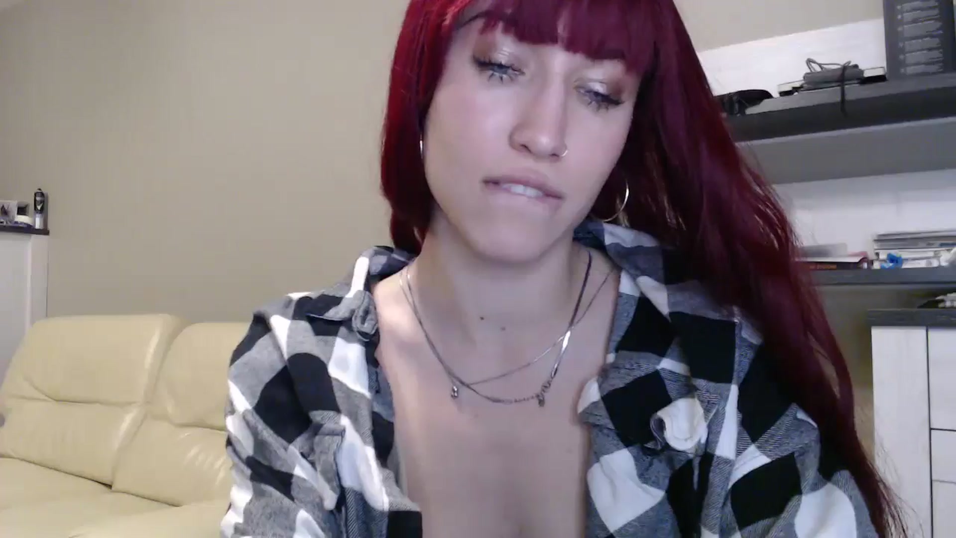 Gallery image thumbnail from GalaxyAnisia's myfreecams stream on, 10/23/2024, 20:31 image 6 of 20