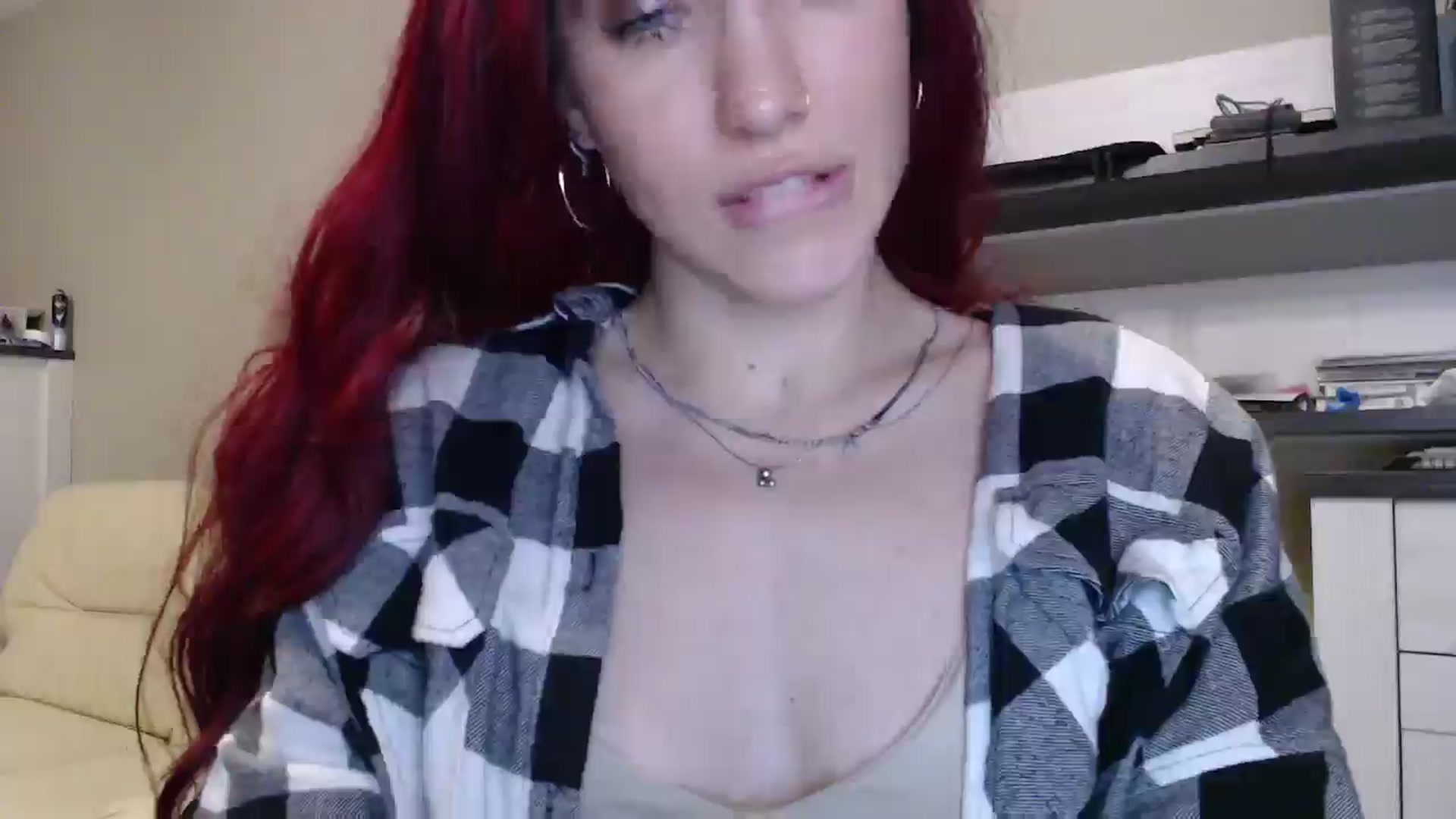 Gallery image thumbnail from GalaxyAnisia's myfreecams stream on, 10/23/2024, 21:14 image 6 of 20