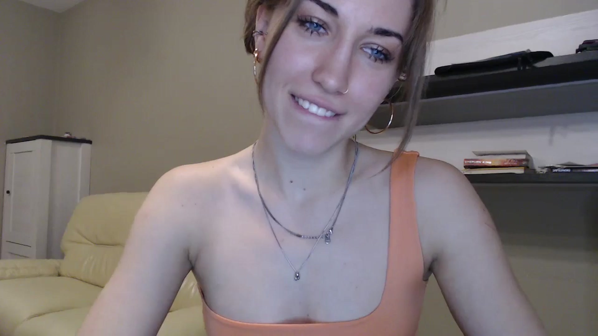 Gallery image thumbnail from GalaxyAnisia's myfreecams stream on, 11/05/2024, 20:18 image 19 of 20