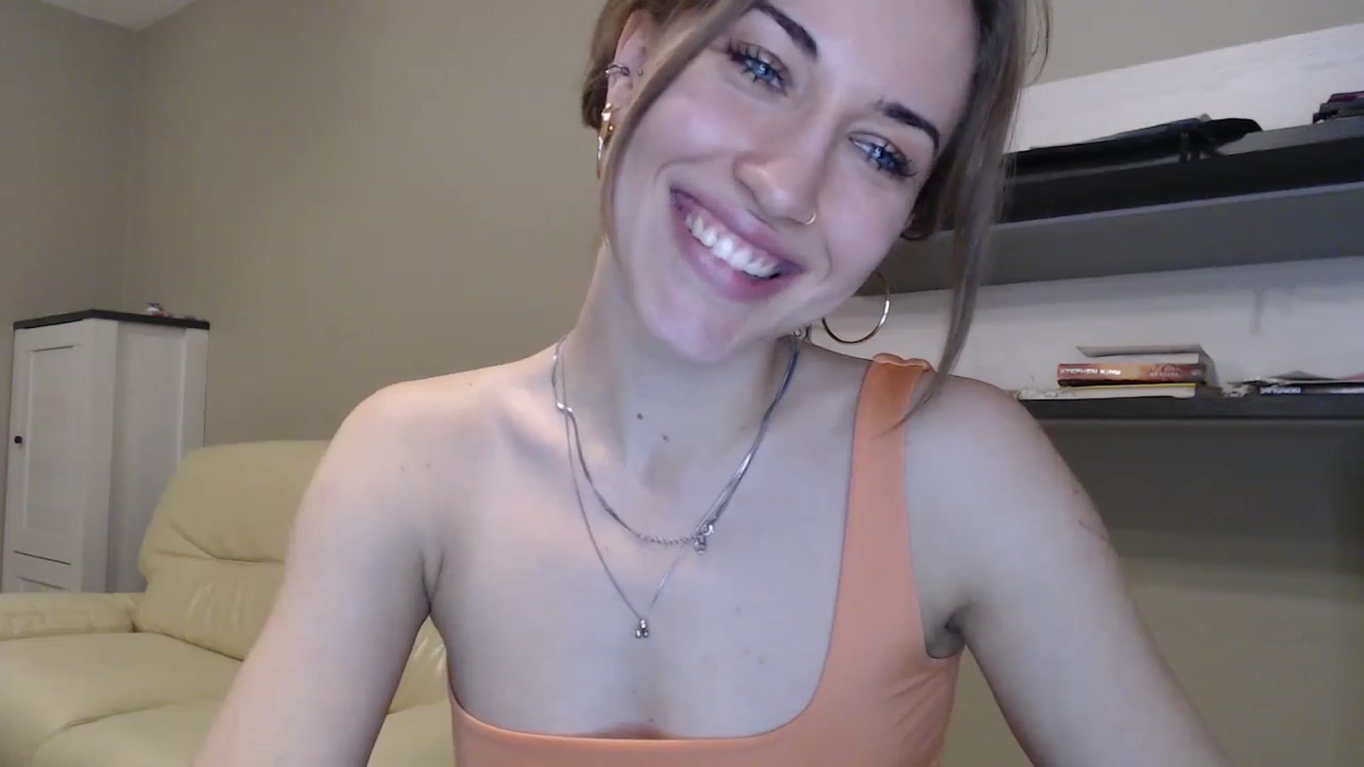 Gallery image thumbnail from GalaxyAnisia's myfreecams stream on, 11/05/2024, 20:18 image 14 of 20