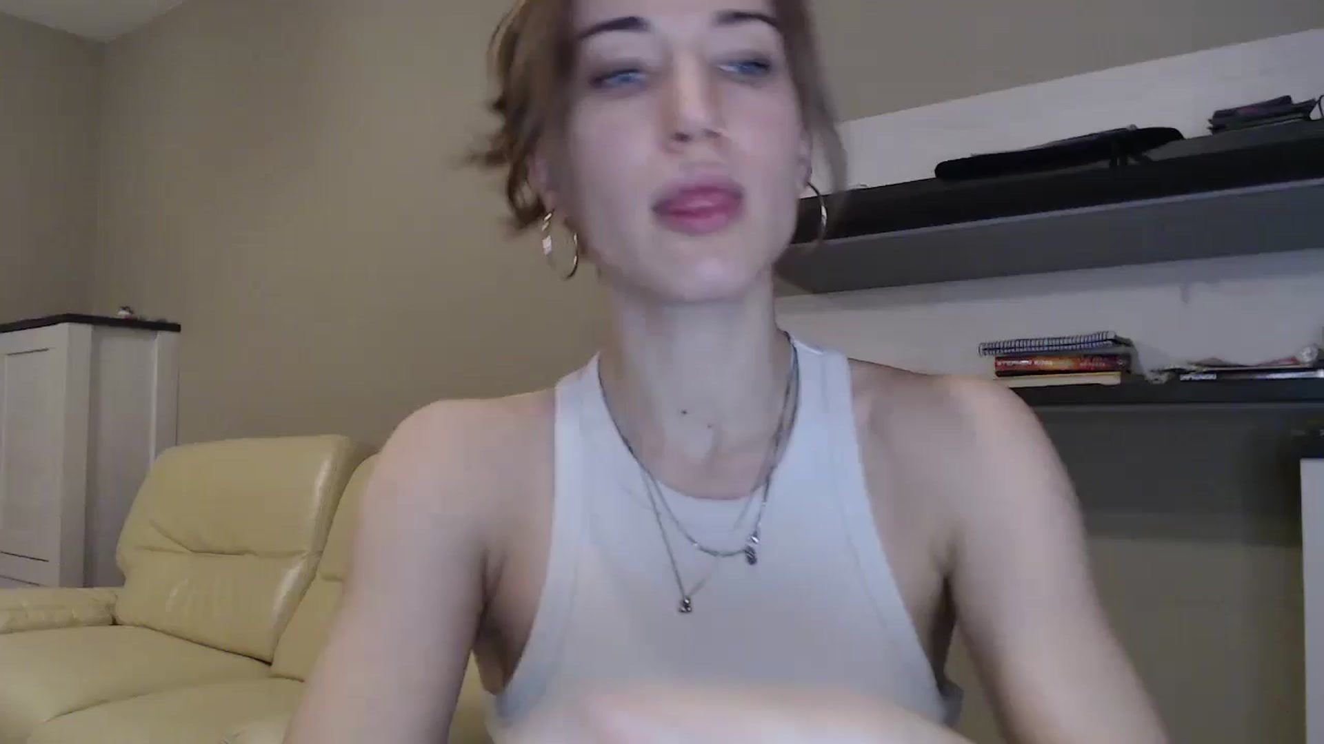 Gallery image thumbnail from GalaxyAnisia's myfreecams stream on, 11/06/2024, 20:02 image 8 of 20