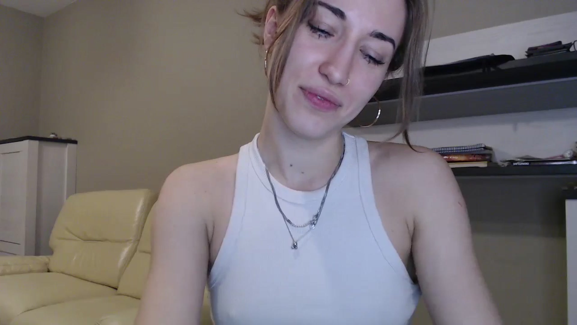 Gallery image thumbnail from GalaxyAnisia's myfreecams stream on, 11/06/2024, 20:02 image 17 of 20