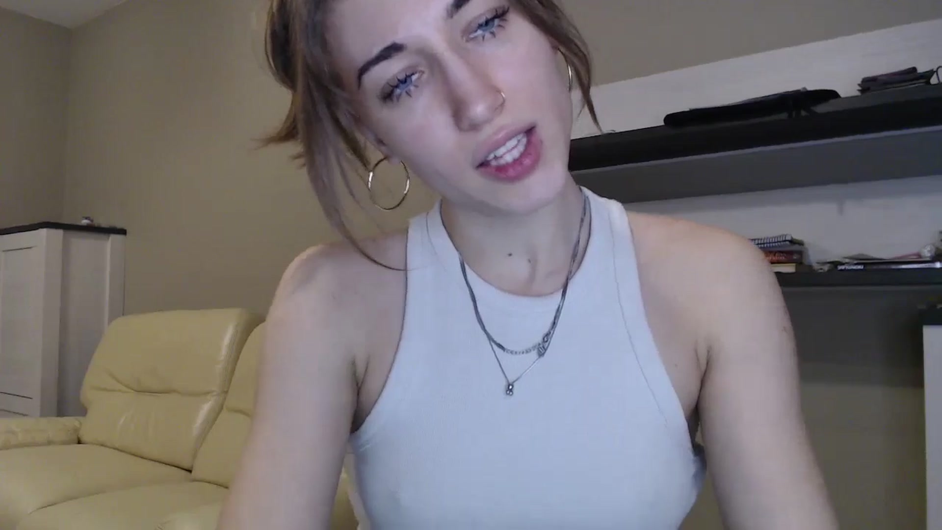 Gallery image thumbnail from GalaxyAnisia's myfreecams stream on, 11/06/2024, 20:02 image 15 of 20