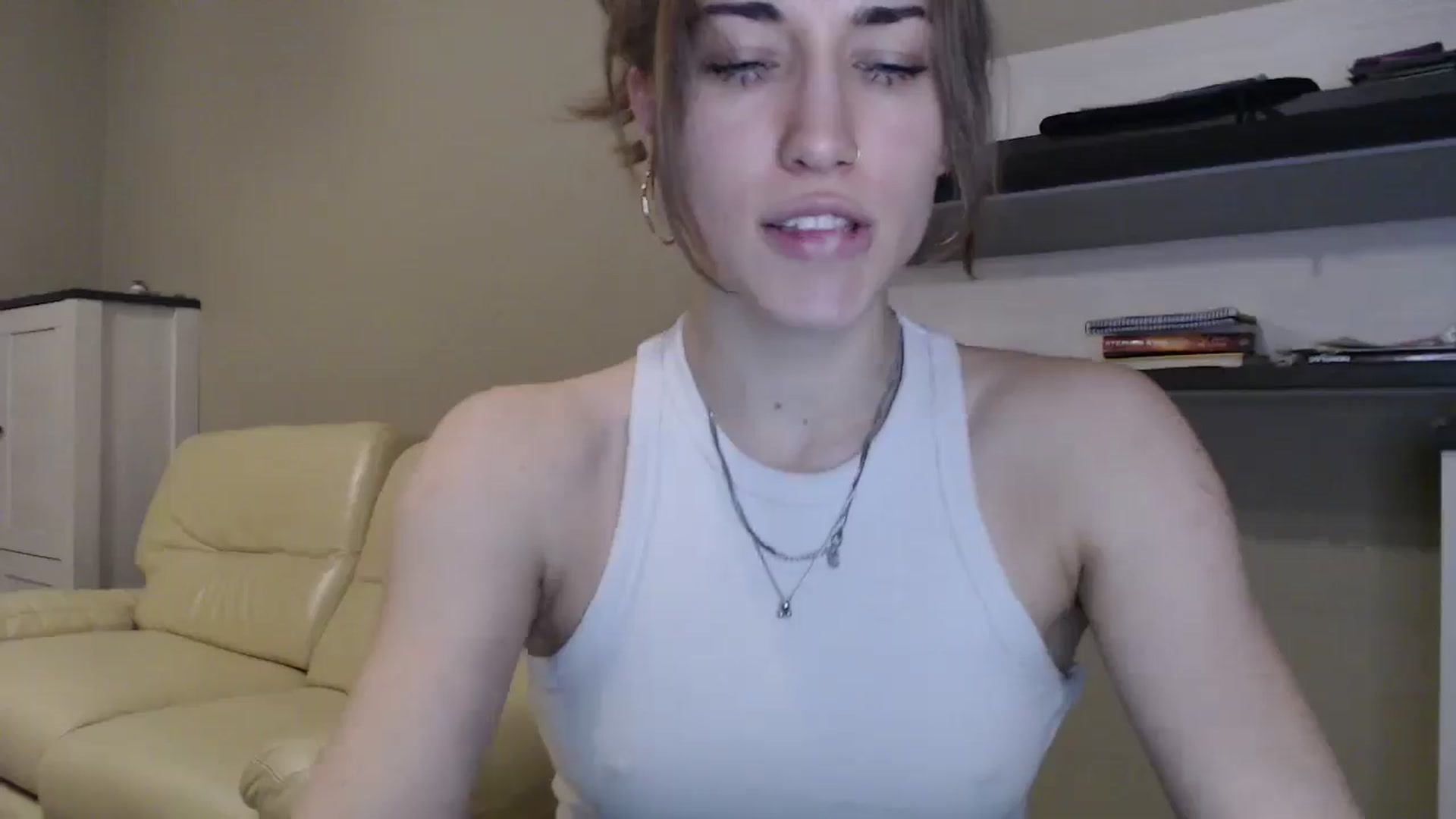 Gallery image thumbnail from GalaxyAnisia's myfreecams stream on, 11/06/2024, 20:02 image 18 of 20