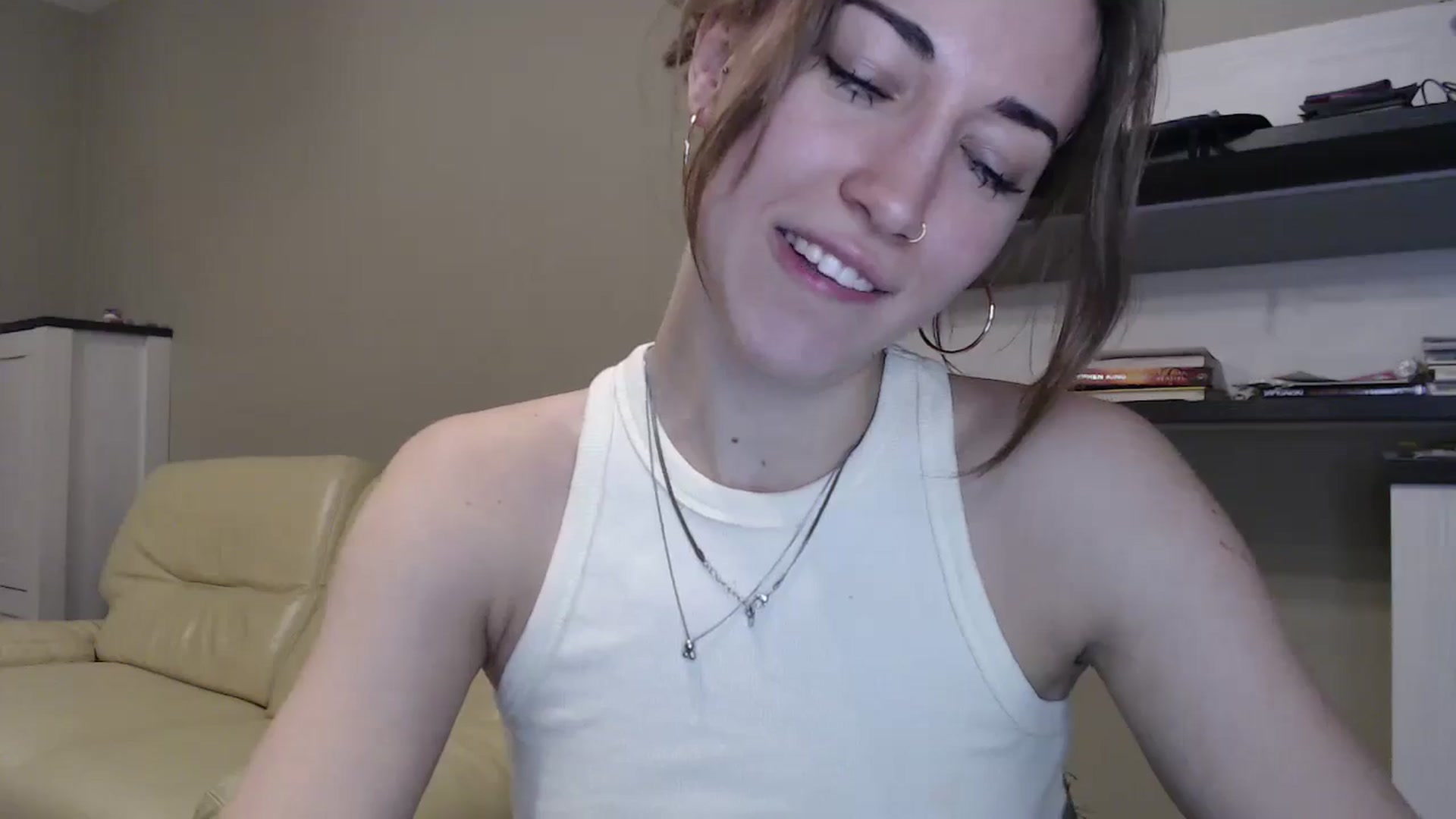 Gallery image thumbnail from GalaxyAnisia's myfreecams stream on, 11/07/2024, 19:13 image 13 of 20
