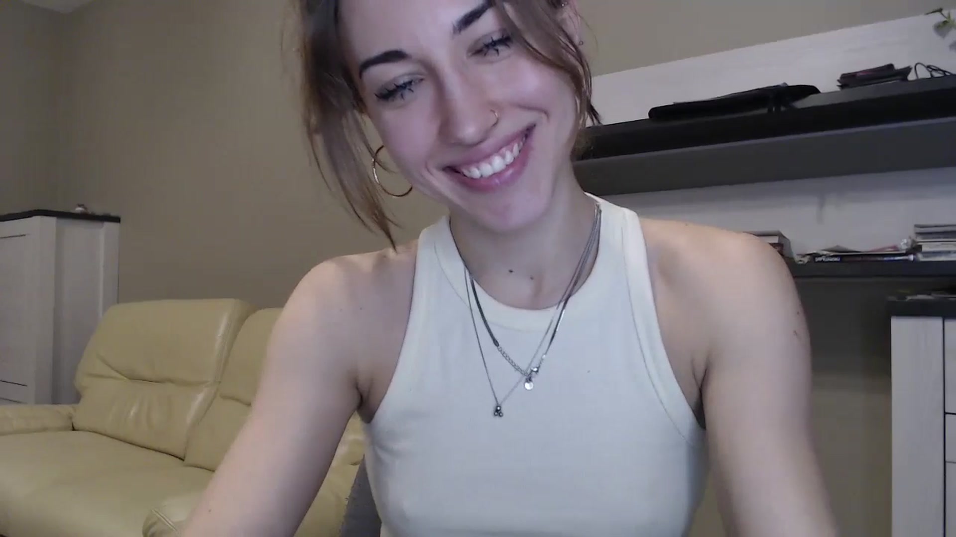 Gallery image thumbnail from GalaxyAnisia's myfreecams stream on, 11/07/2024, 19:13 image 4 of 20