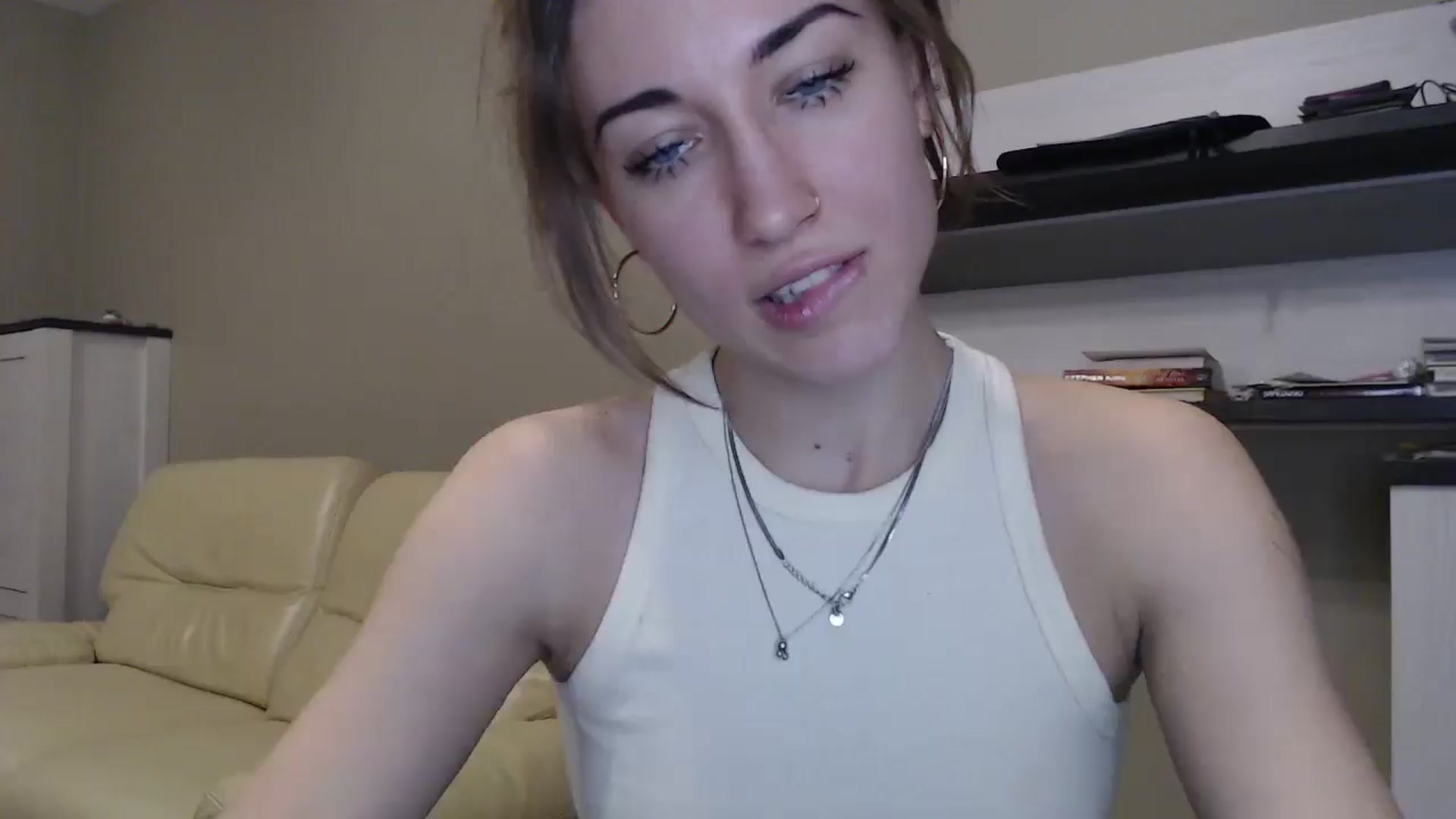 Gallery image thumbnail from GalaxyAnisia's myfreecams stream on, 11/07/2024, 19:13 image 17 of 20