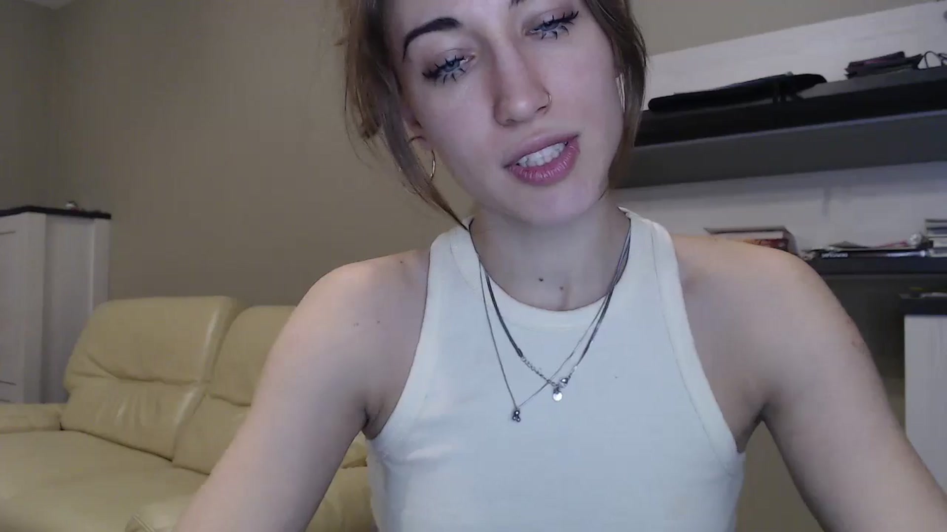Gallery image thumbnail from GalaxyAnisia's myfreecams stream on, 11/07/2024, 19:13 image 12 of 20