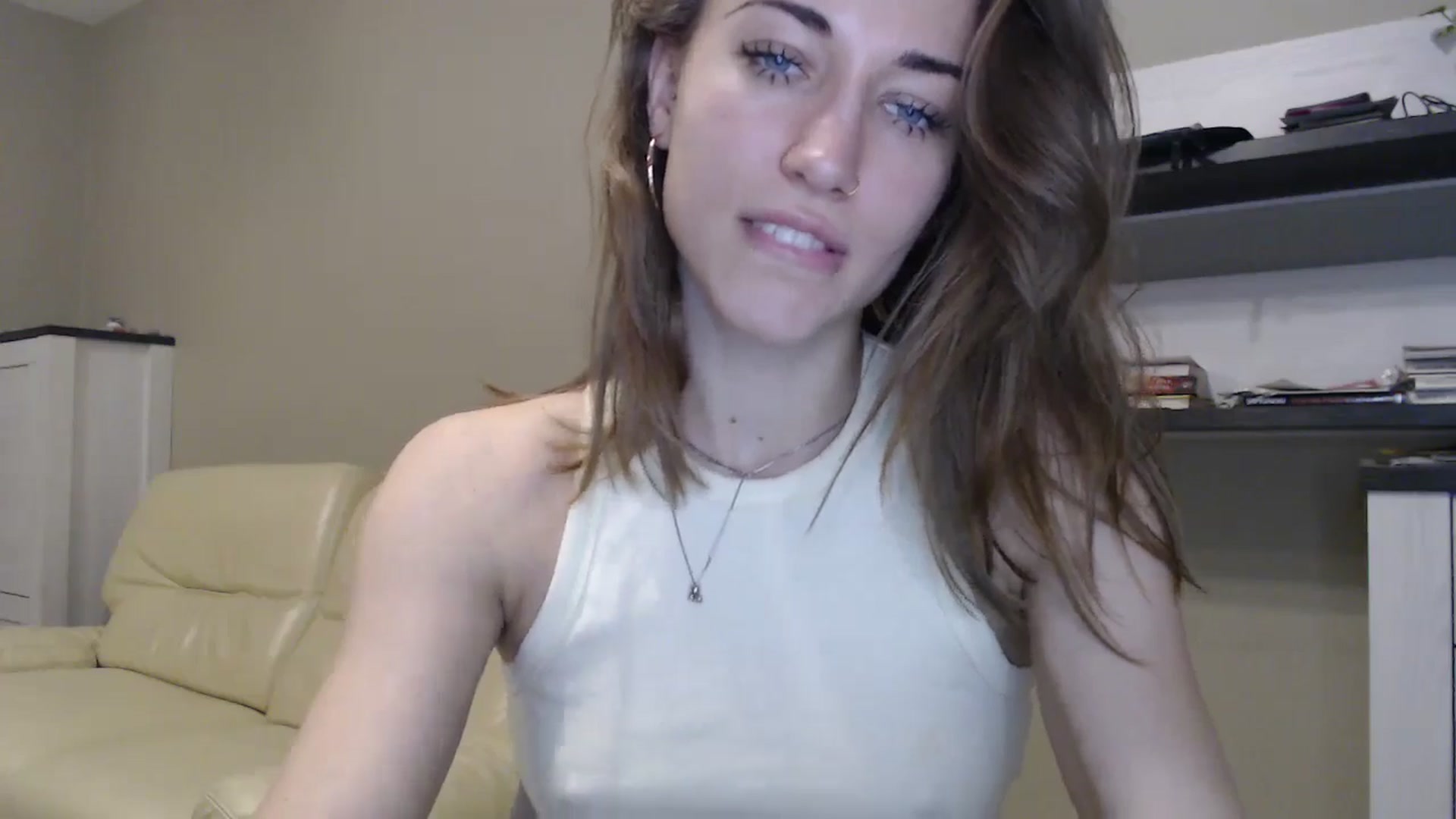 Gallery image thumbnail from GalaxyAnisia's myfreecams stream on, 11/07/2024, 20:05 image 4 of 20