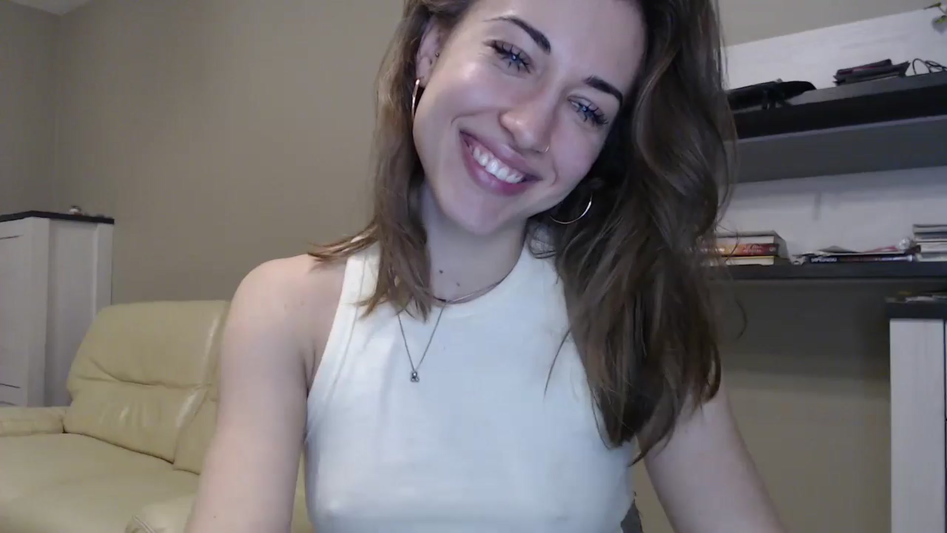 Gallery image thumbnail from GalaxyAnisia's myfreecams stream on, 11/07/2024, 20:05 image 6 of 20