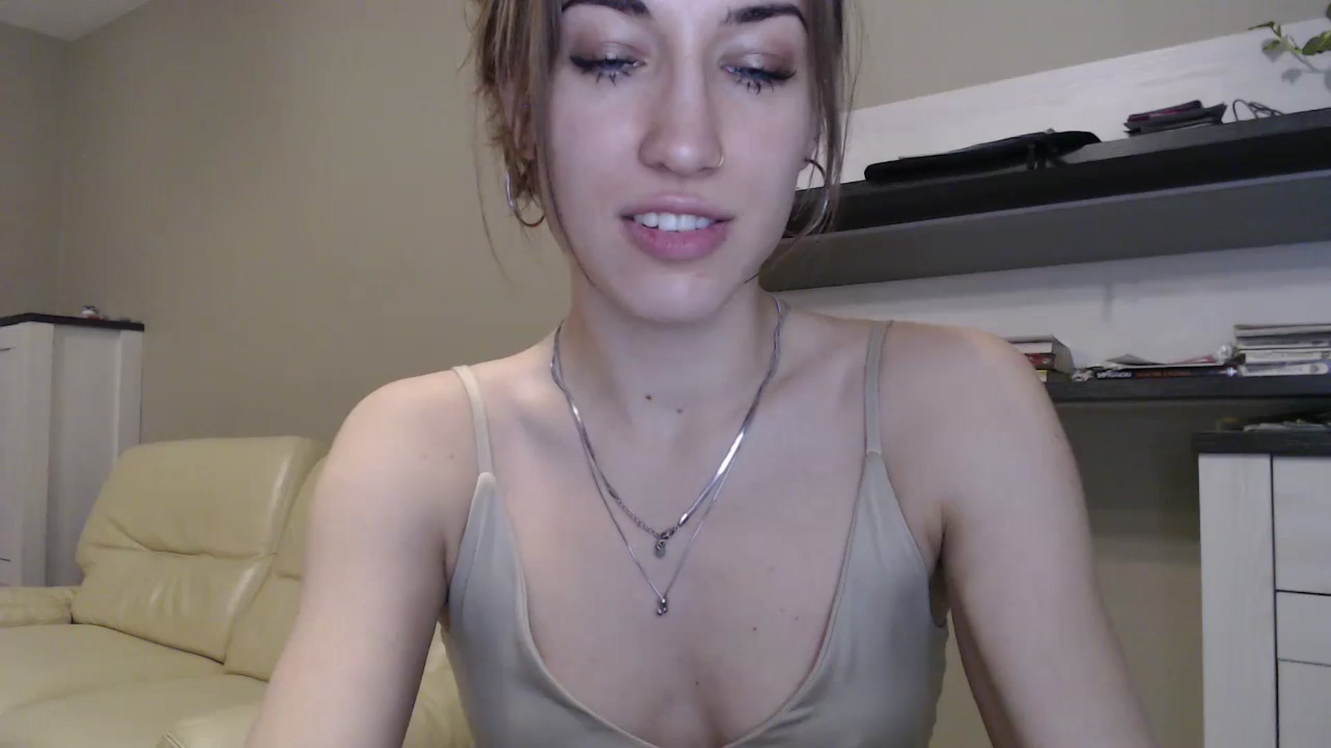 Gallery image thumbnail from GalaxyAnisia's myfreecams stream on, 11/09/2024, 20:55 image 17 of 20