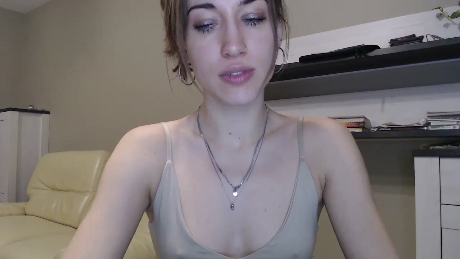 Gallery image thumbnail from GalaxyAnisia's myfreecams stream on, 11/09/2024, 20:55 image 5 of 20