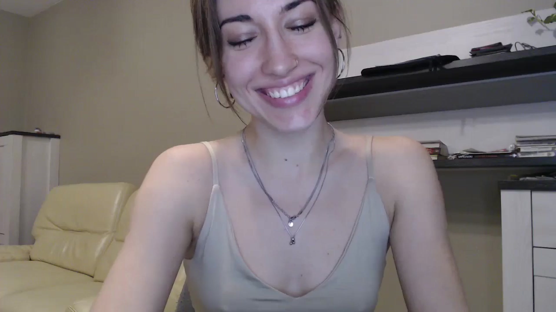 Gallery image thumbnail from GalaxyAnisia's myfreecams stream on, 11/09/2024, 20:55 image 10 of 20