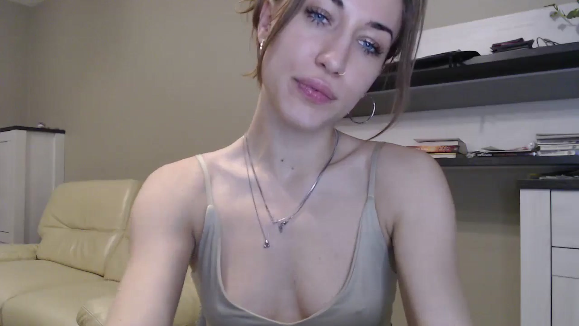 Gallery image thumbnail from GalaxyAnisia's myfreecams stream on, 11/09/2024, 22:11 image 2 of 20