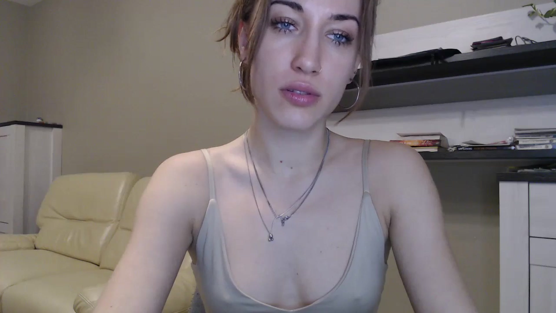Gallery image thumbnail from GalaxyAnisia's myfreecams stream on, 11/09/2024, 22:11 image 4 of 20