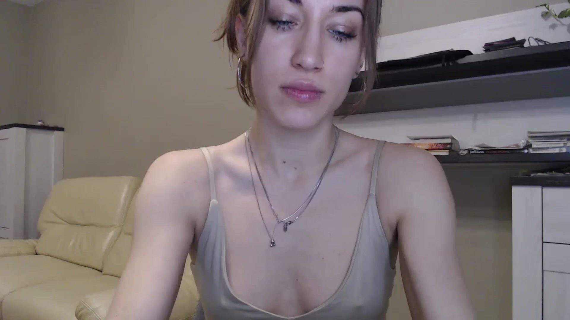 Gallery image thumbnail from GalaxyAnisia's myfreecams stream on, 11/09/2024, 22:11 image 6 of 20