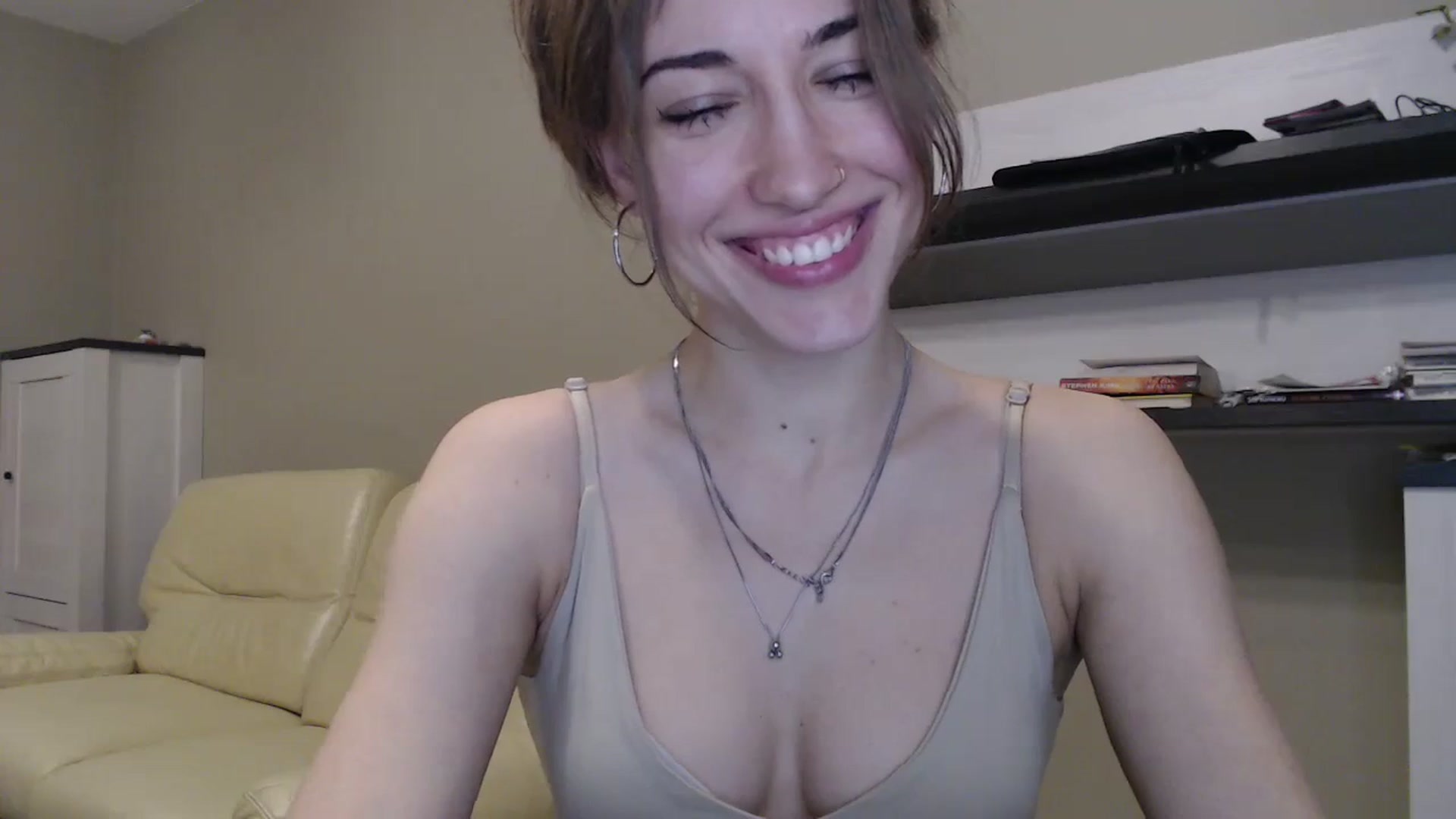 Gallery image thumbnail from GalaxyAnisia's myfreecams stream on, 11/10/2024, 20:40 image 13 of 20
