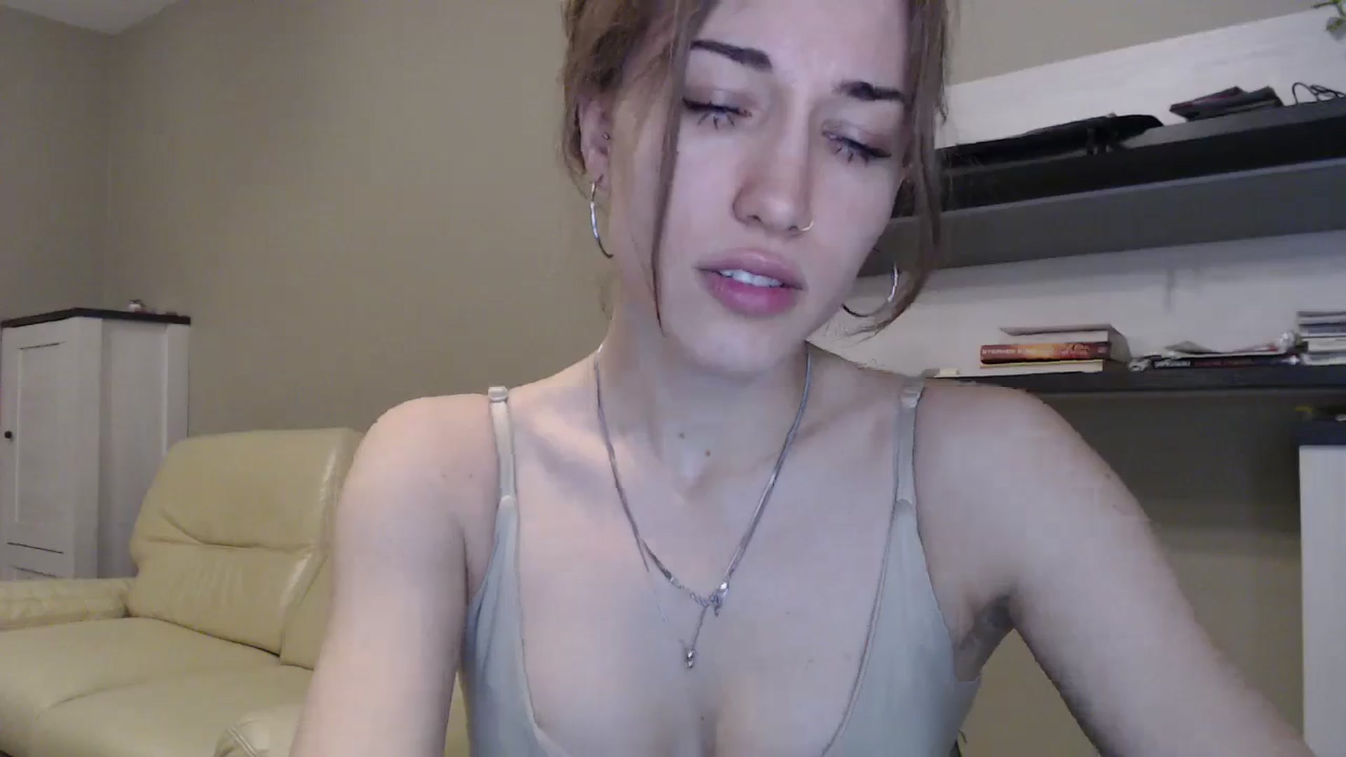 Gallery image thumbnail from GalaxyAnisia's myfreecams stream on, 11/10/2024, 20:58 image 8 of 20