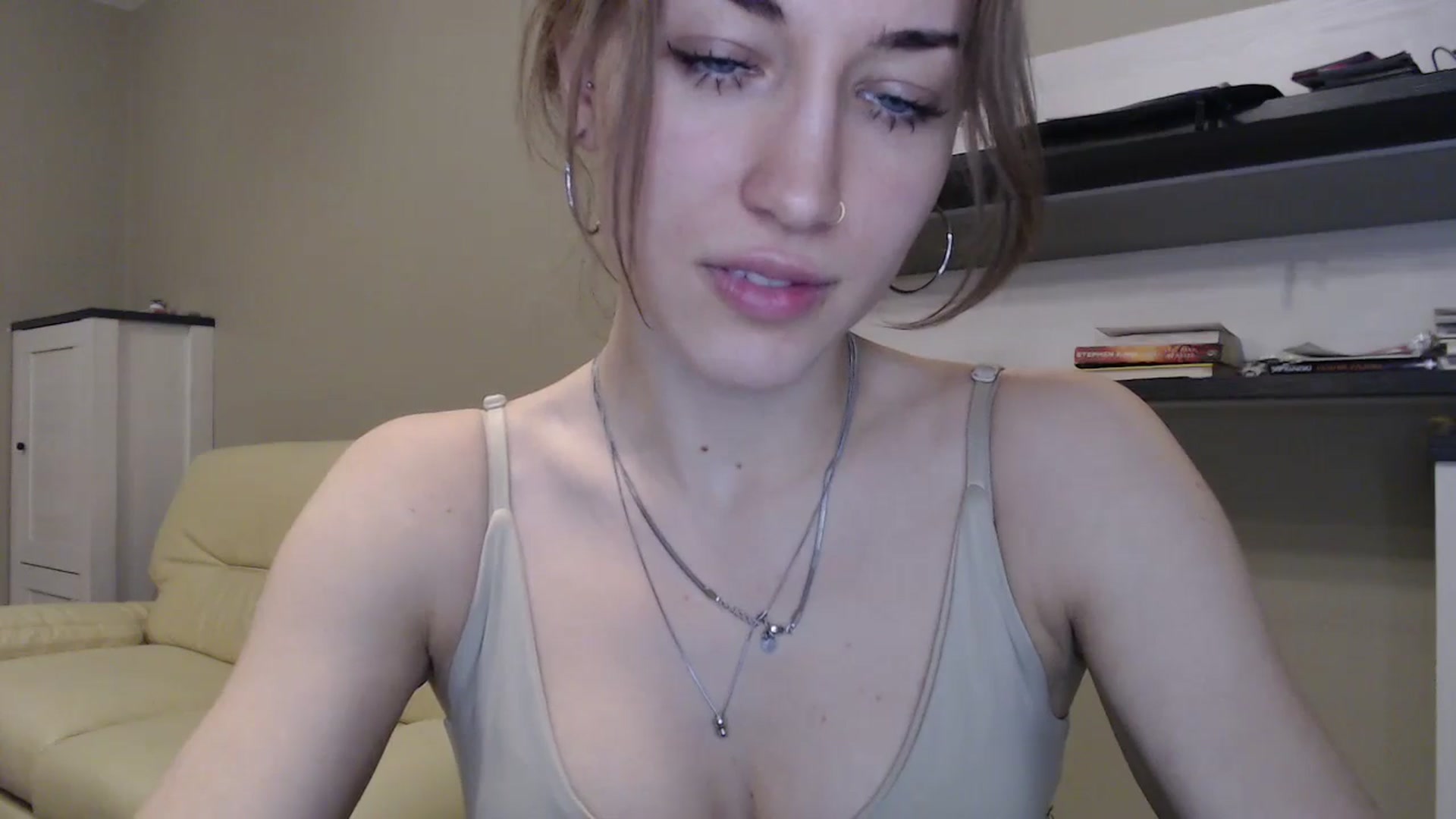 Gallery image thumbnail from GalaxyAnisia's myfreecams stream on, 11/10/2024, 21:54 image 14 of 20