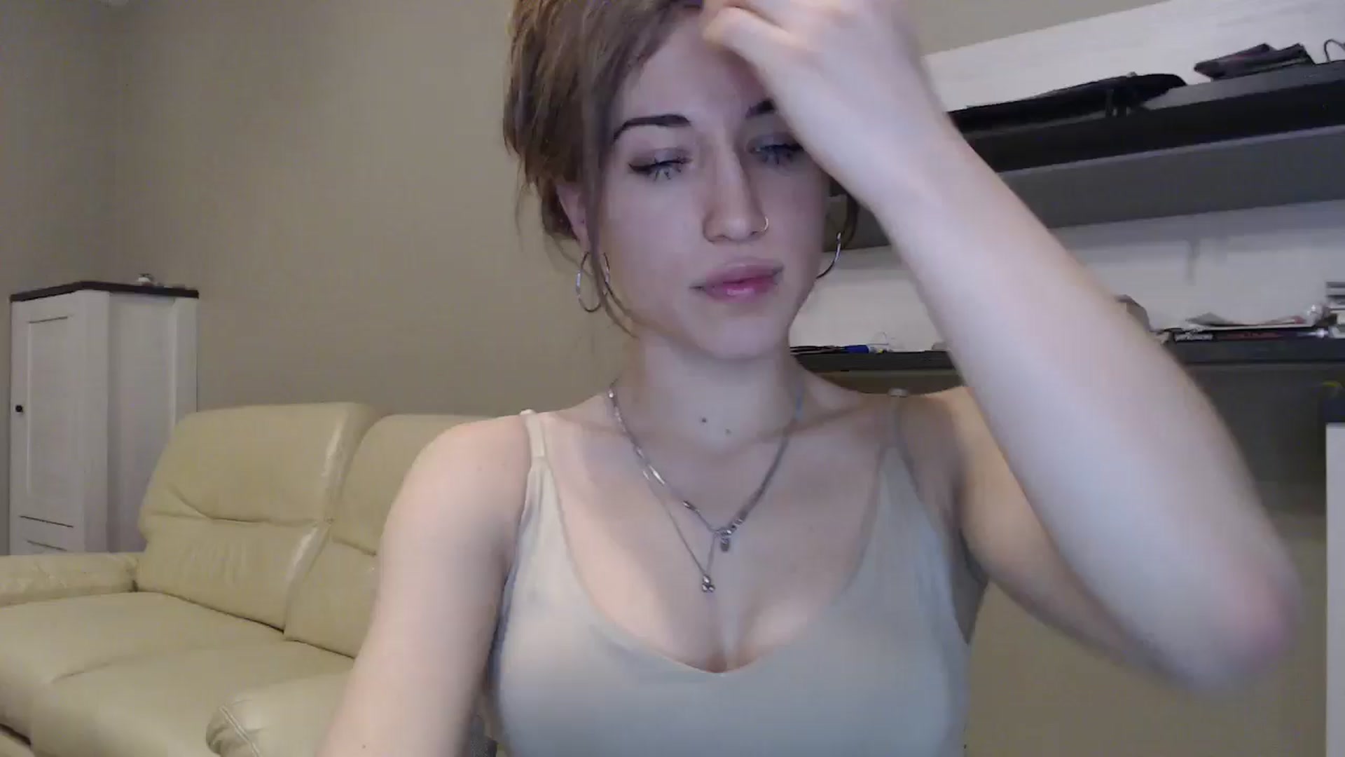 Gallery image thumbnail from GalaxyAnisia's myfreecams stream on, 11/10/2024, 21:54 image 2 of 20