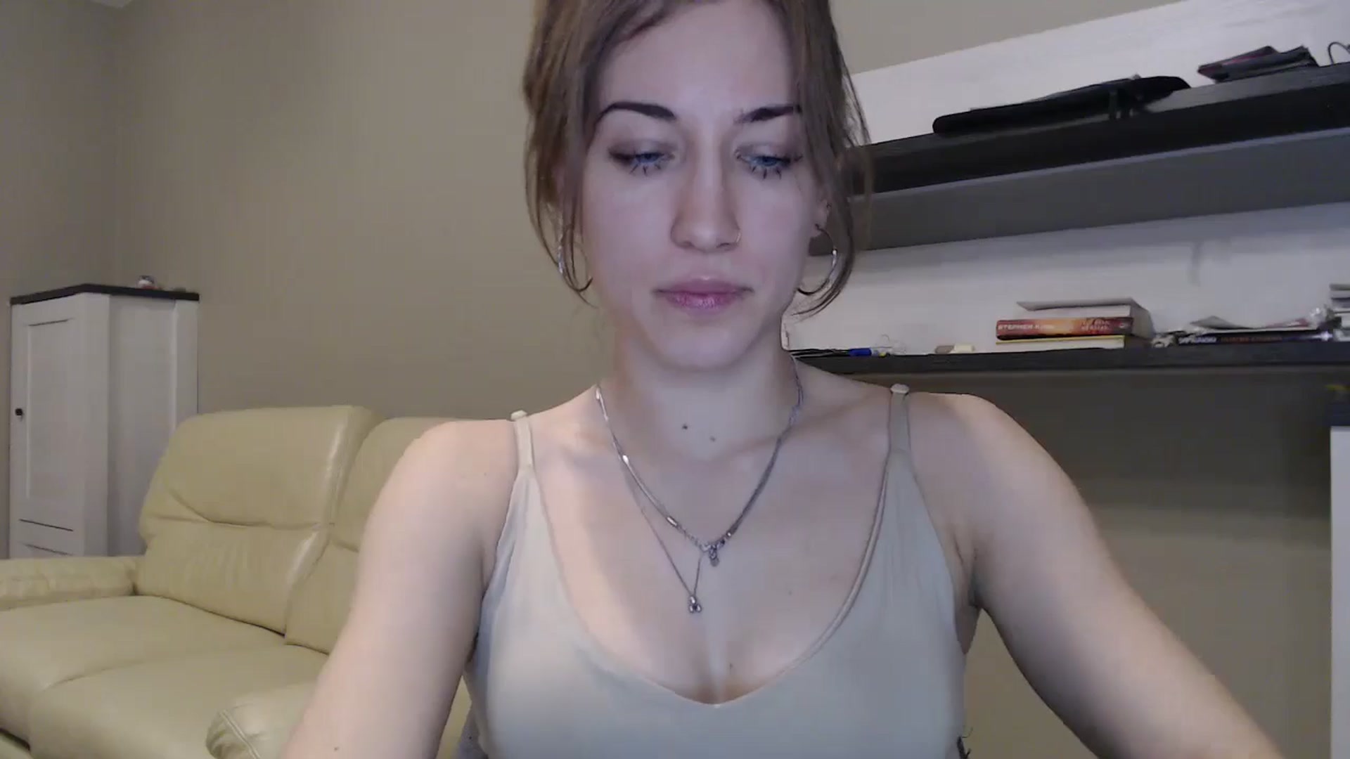 Gallery image thumbnail from GalaxyAnisia's myfreecams stream on, 11/10/2024, 21:54 image 4 of 20