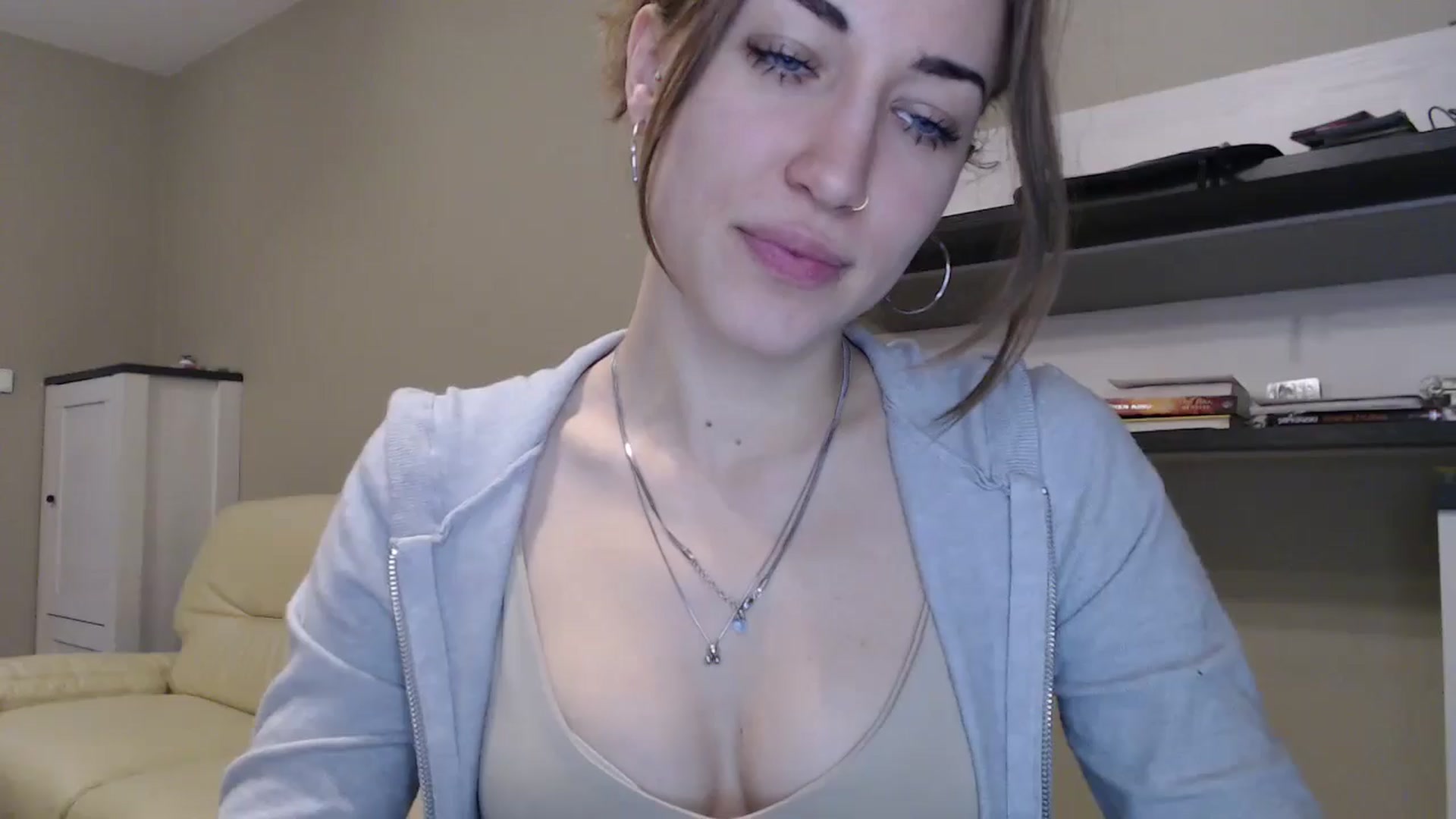 Gallery image thumbnail from GalaxyAnisia's myfreecams stream on, 11/11/2024, 15:08 image 18 of 20