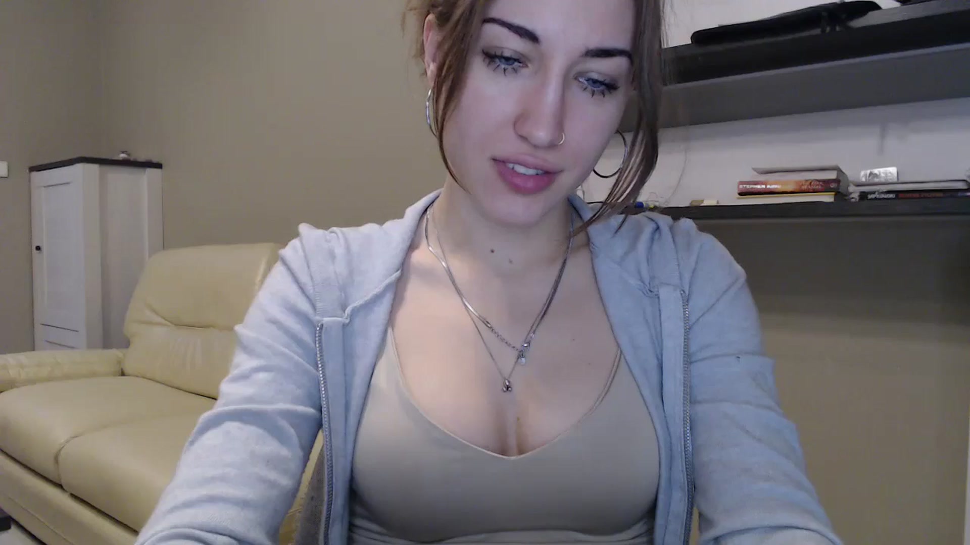 Gallery image thumbnail from GalaxyAnisia's myfreecams stream on, 11/11/2024, 15:08 image 8 of 20
