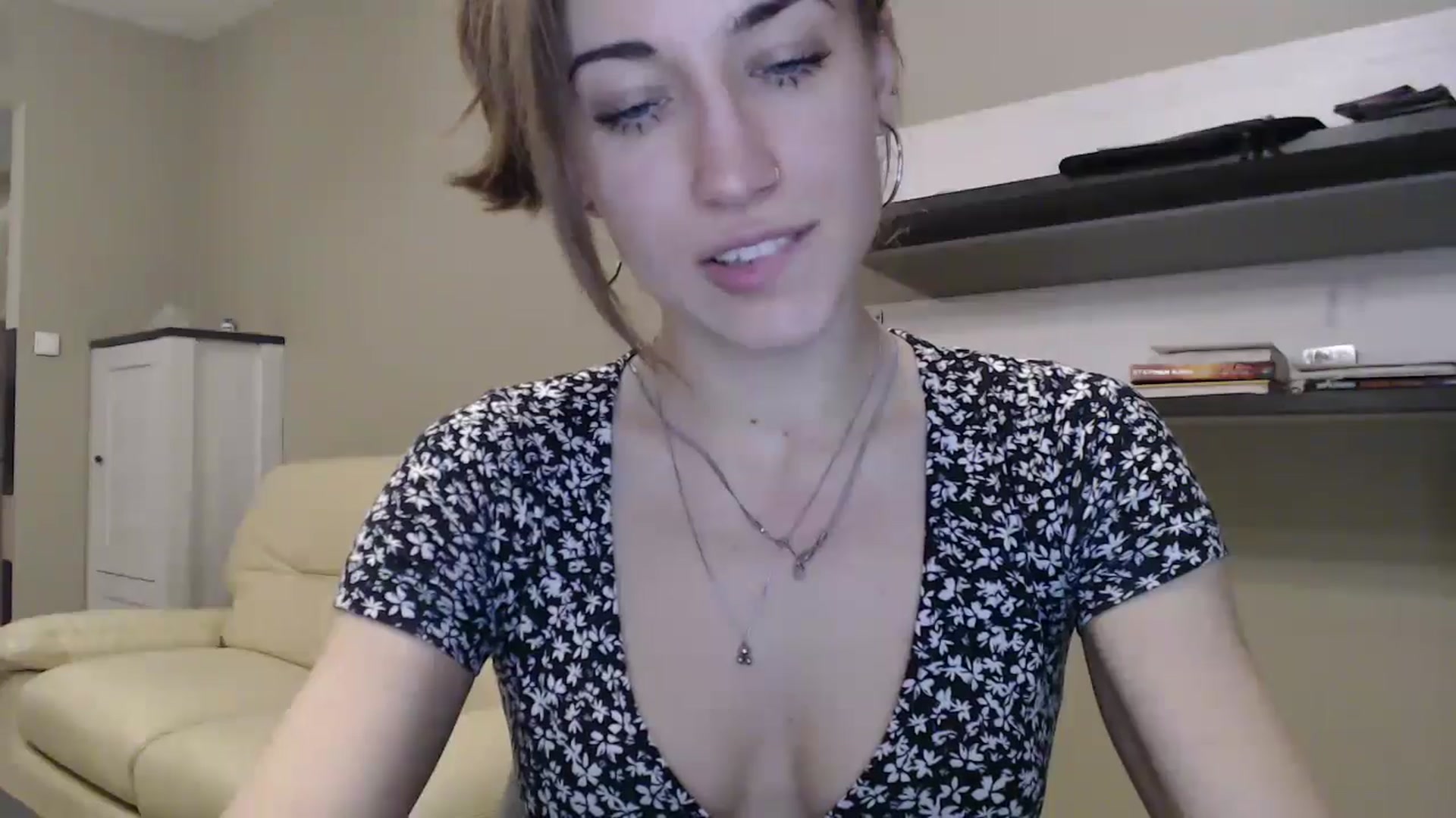 Gallery image thumbnail from GalaxyAnisia's myfreecams stream on, 11/14/2024, 18:38 image 14 of 20