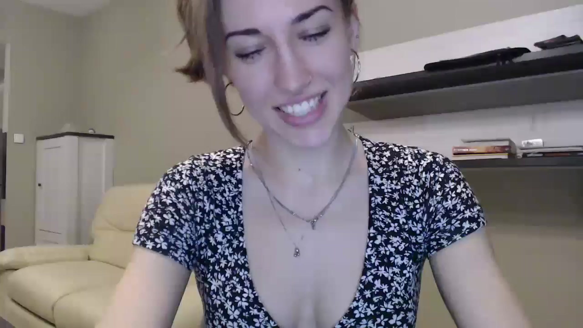 Gallery image thumbnail from GalaxyAnisia's myfreecams stream on, 11/14/2024, 18:38 image 8 of 20